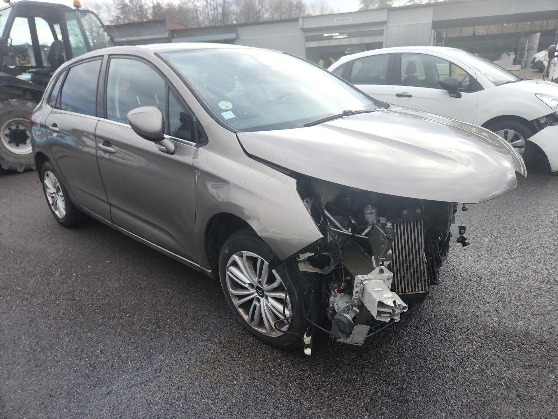 Retroviseur gauche pour CITROEN C4 II Retroviseur gauche pour CITROEN C4 II