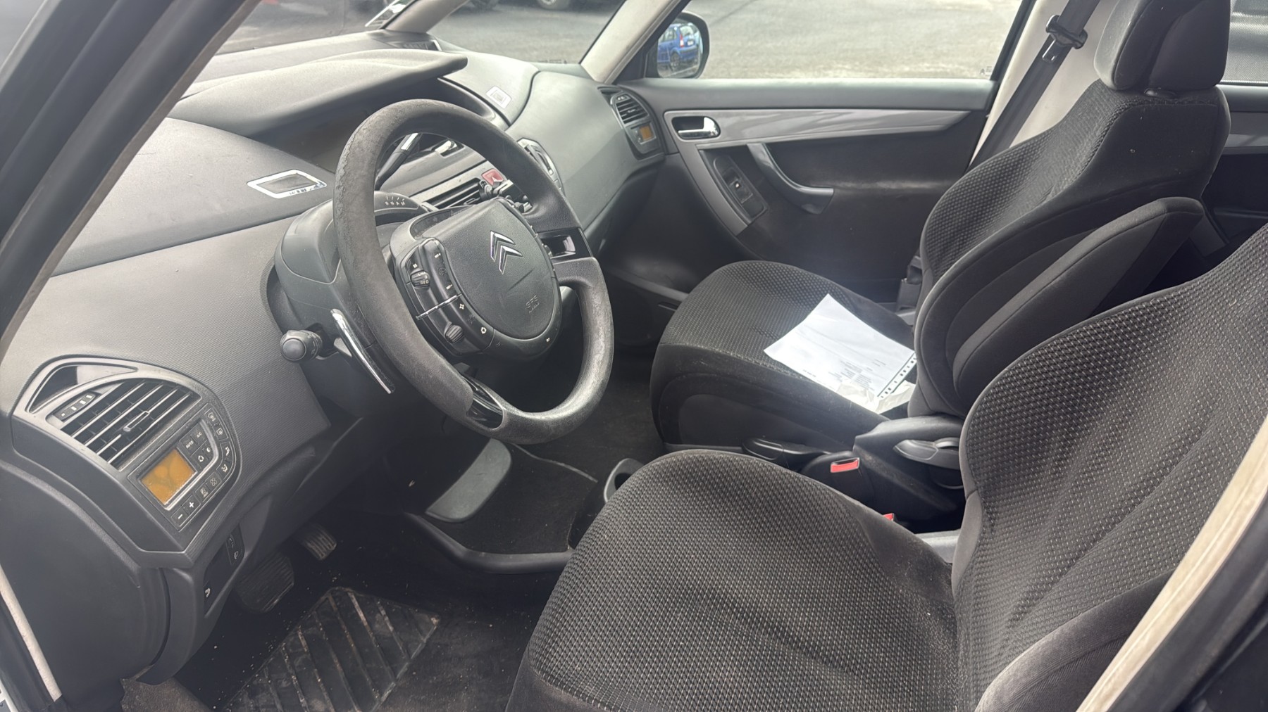 Vide poche avant droit pour CITROEN C4 GRAND PICASSO 1 Vide poche avant droit pour CITROEN C4 GRAND PICASSO 1