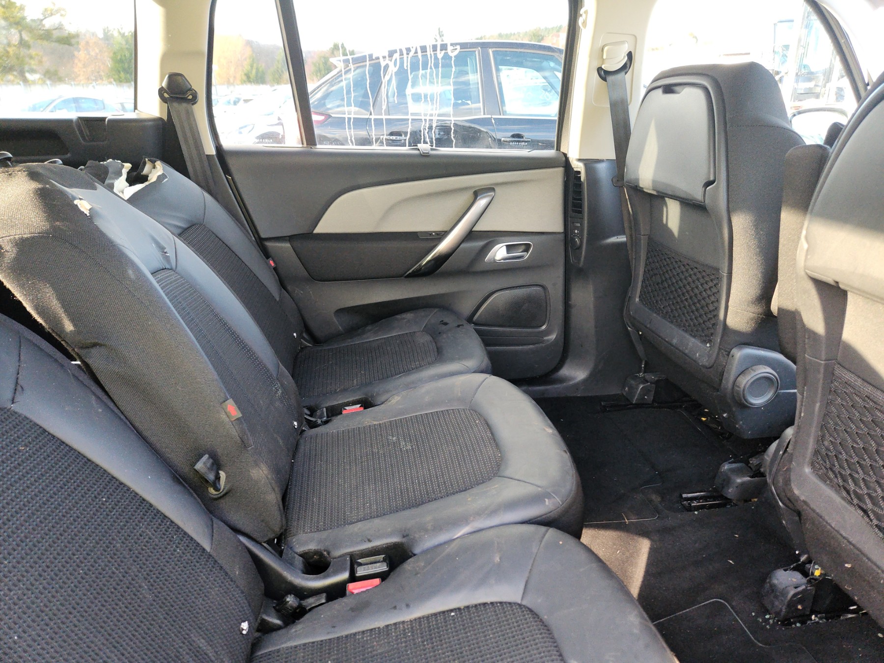 Feu arriere principal gauche (feux) pour CITROEN C4 GRAND SPACETOURER Feu arriere principal gauche (feux) pour CITROEN C4 GRAND SPACETOURER