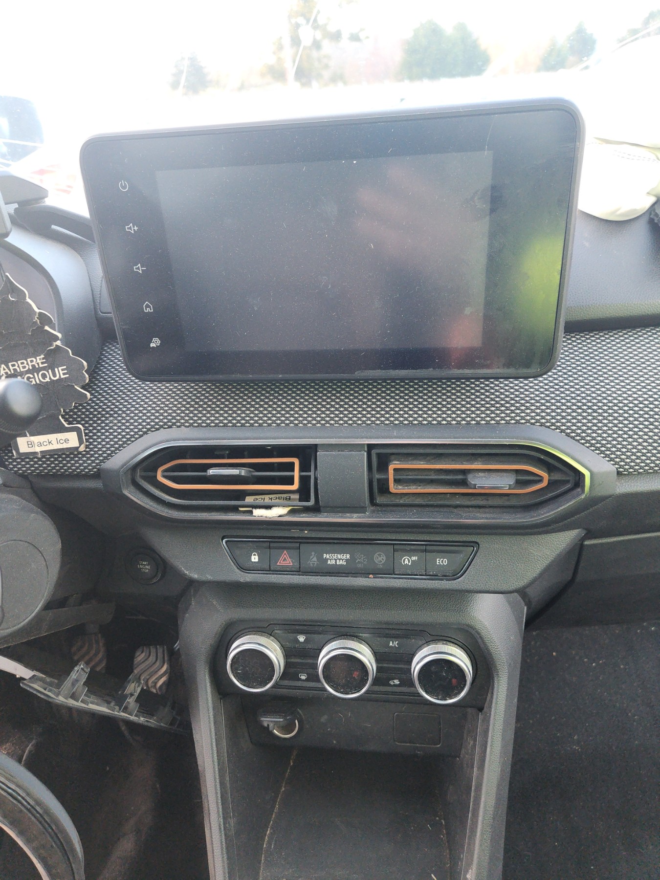 Extension d'aile arriere gauche pour DACIA SANDERO 3 Extension d'aile arriere gauche pour DACIA SANDERO 3