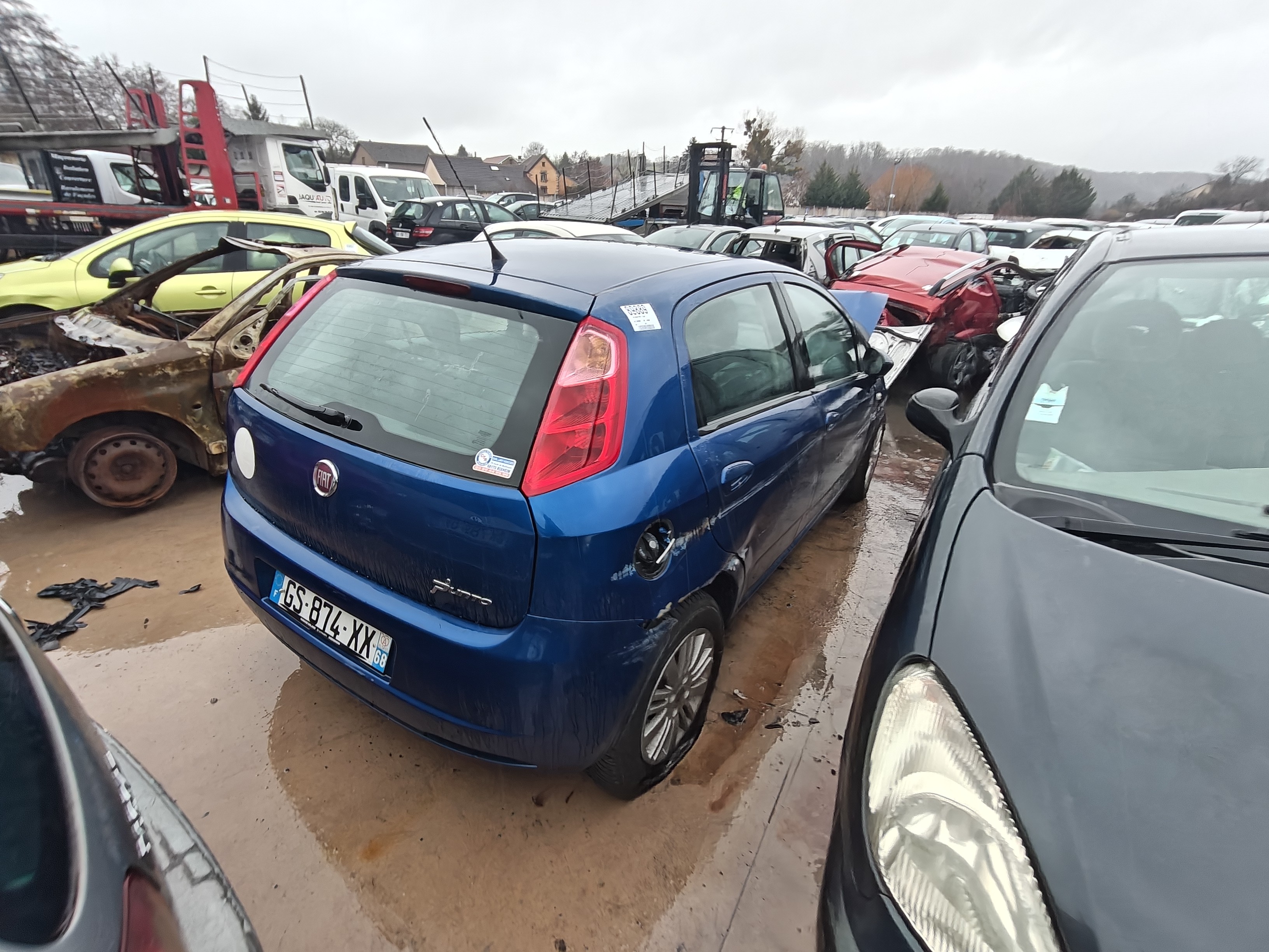 Feu arriere principal gauche (feux) pour FIAT GRANDE PUNTO Feu arriere principal gauche (feux) pour FIAT GRANDE PUNTO