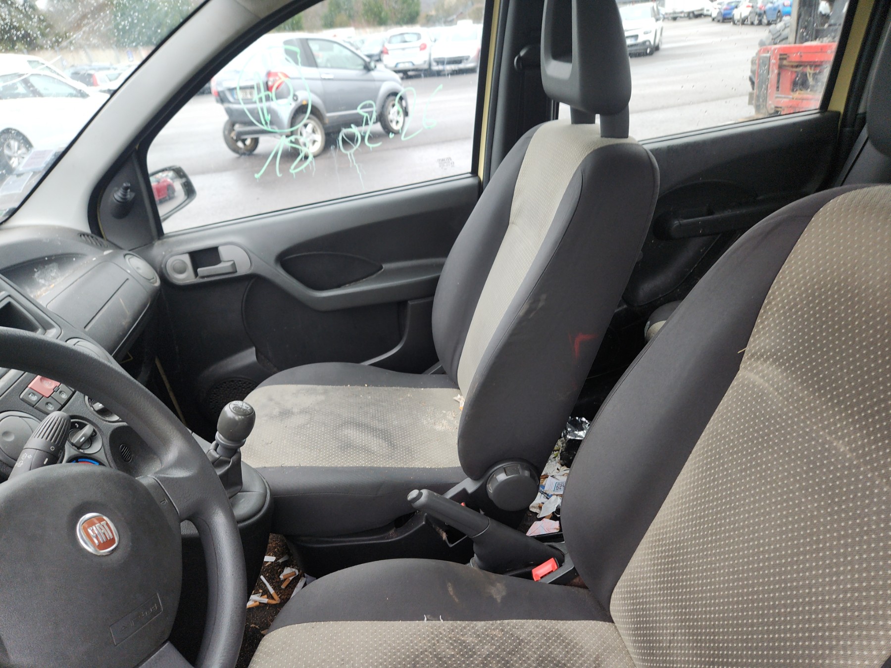 Calandre pour FIAT PANDA II PHASE 2 Calandre pour FIAT PANDA II PHASE 2