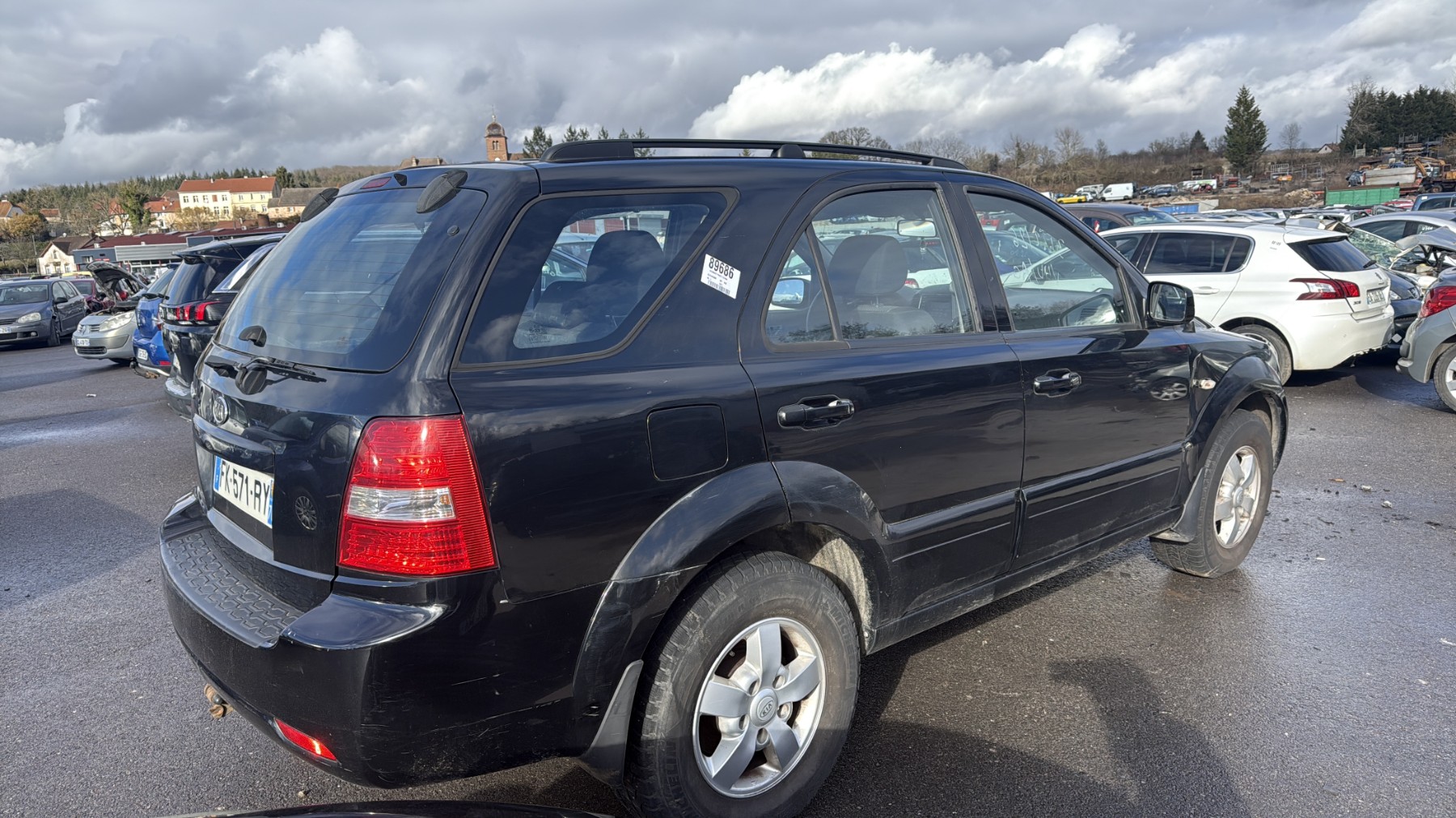 Extension d'aile arriere gauche pour KIA SORENTO 1 PHASE 2 Extension d'aile arriere gauche pour KIA SORENTO 1 PHASE 2