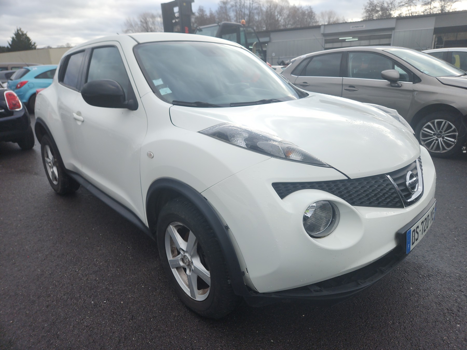 Extension d'aile arriere droit pour NISSAN JUKE 1 PHASE 2 Extension d'aile arriere droit pour NISSAN JUKE 1 PHASE 2