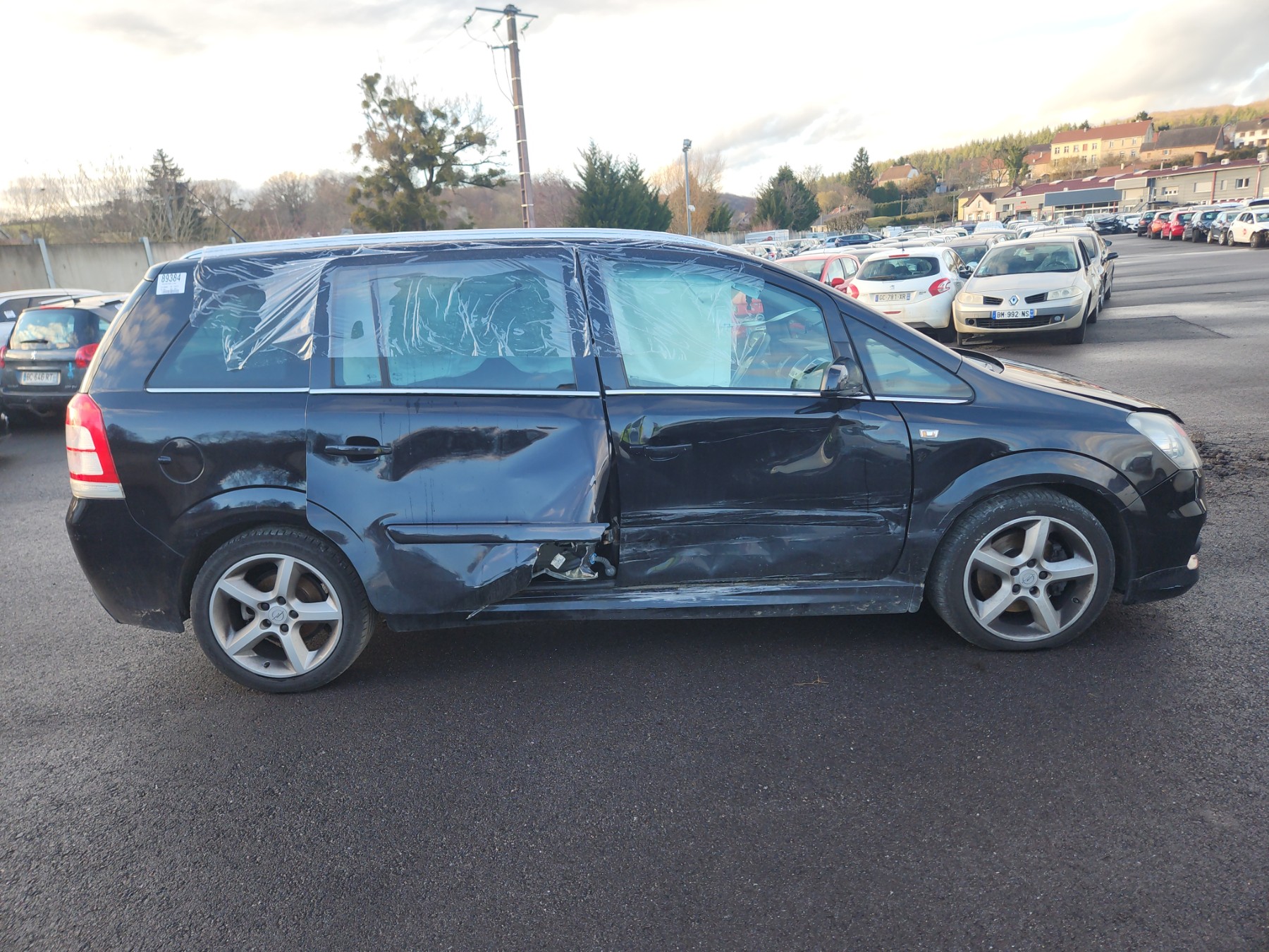 Pare choc arriere pour OPEL ZAFIRA B PHASE 2 Pare choc arriere pour OPEL ZAFIRA B PHASE 2