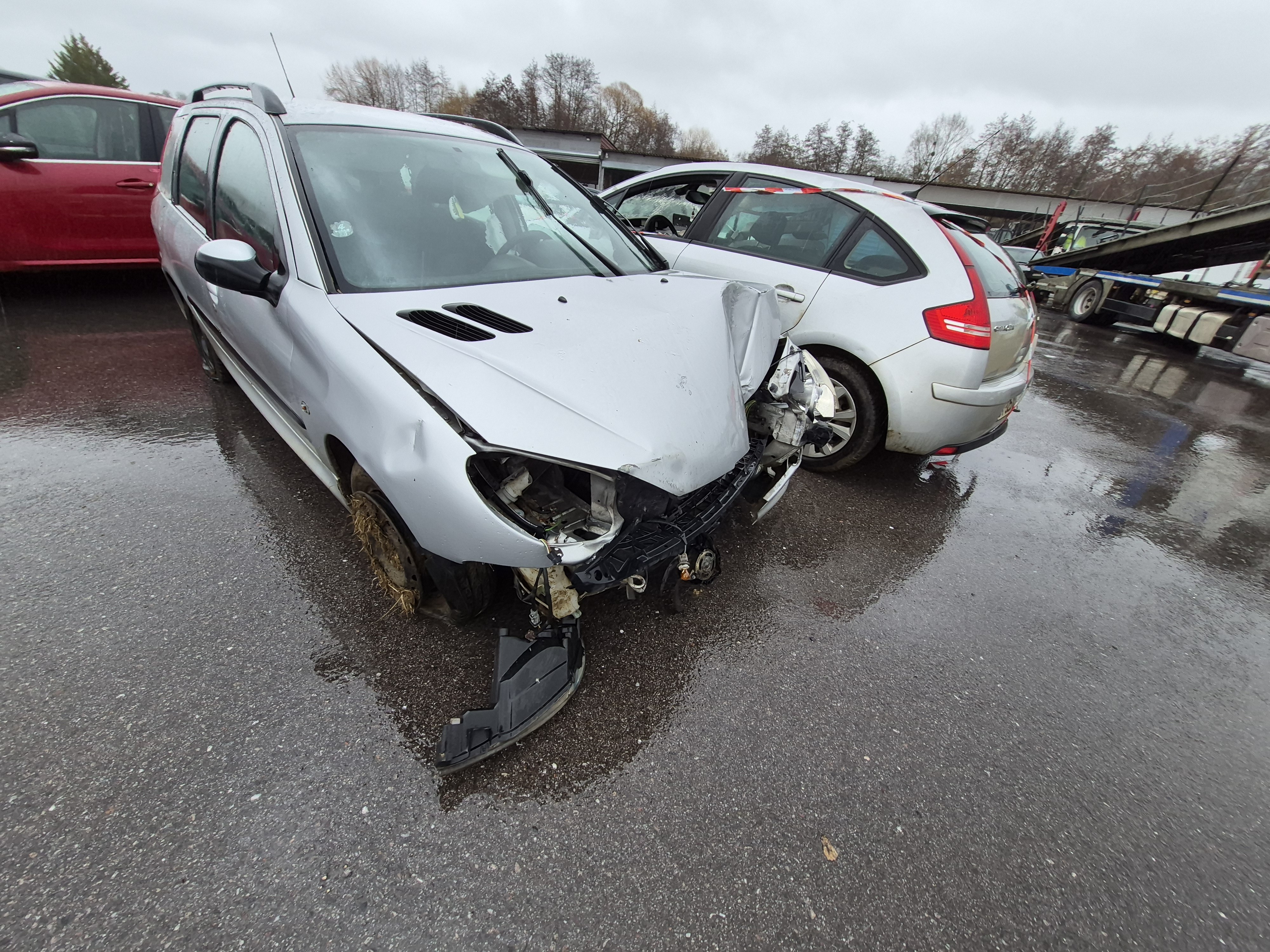 Retroviseur droit pour PEUGEOT 206 PHASE 2 BREAK Retroviseur droit pour PEUGEOT 206 PHASE 2 BREAK