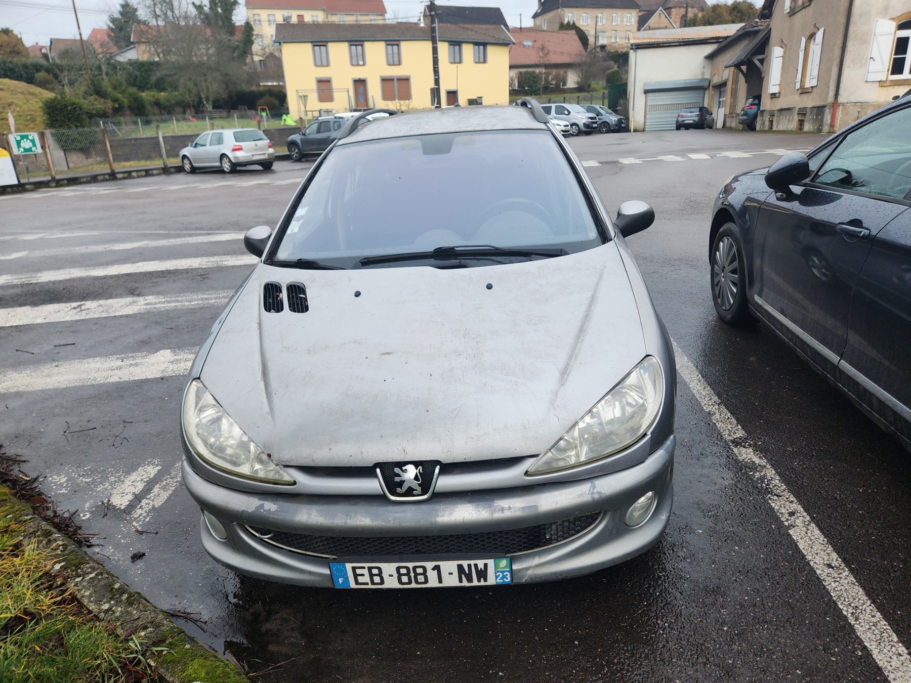 Feu arriere principal gauche (feux) pour PEUGEOT 206 PHASE 2 BREAK Feu arriere principal gauche (feux) pour PEUGEOT 206 PHASE 2 BREAK