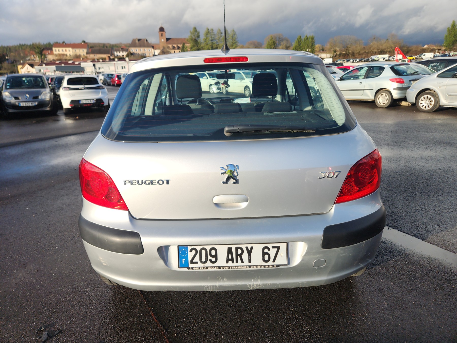 Pare choc avant pour PEUGEOT 307 PHASE 2 Pare choc avant pour PEUGEOT 307 PHASE 2