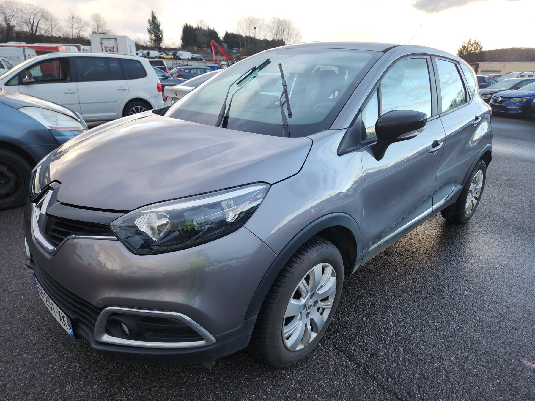 Extension d'aile arriere gauche pour RENAULT CAPTUR 1 PHASE 1 Extension d'aile arriere gauche pour RENAULT CAPTUR 1 PHASE 1
