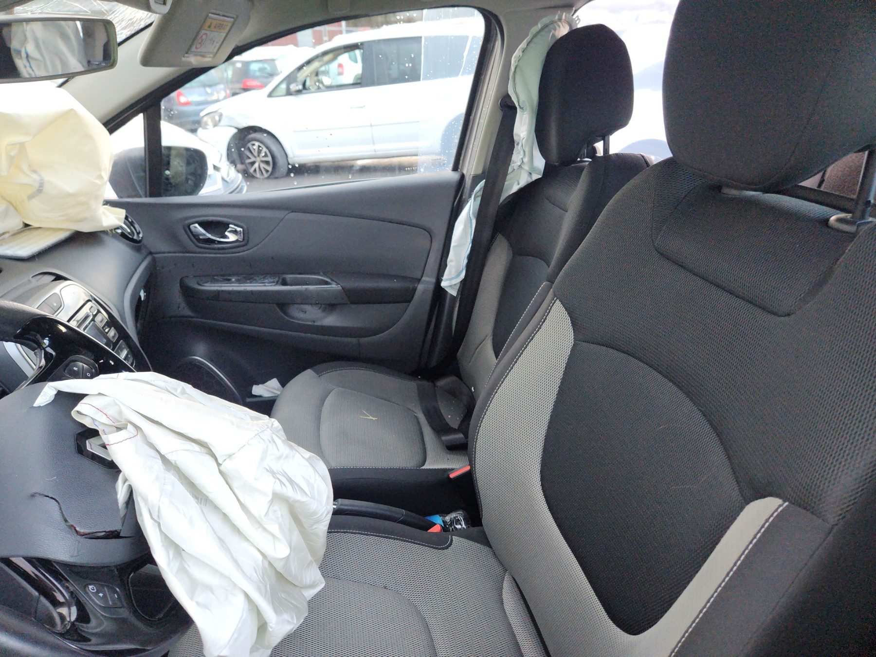 Extension d'aile arriere gauche pour RENAULT CAPTUR 1 PHASE 1 Extension d'aile arriere gauche pour RENAULT CAPTUR 1 PHASE 1