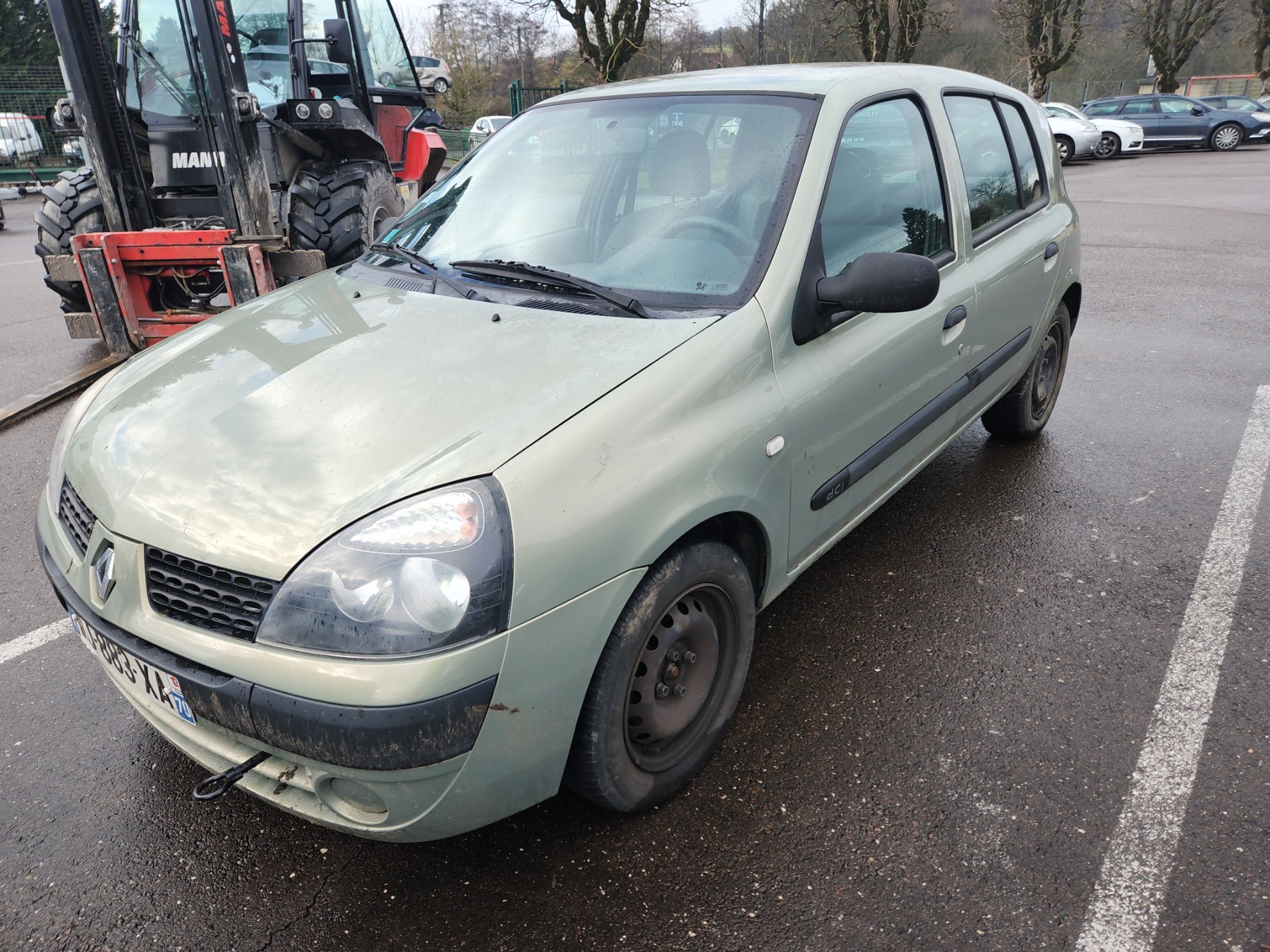 Pare choc arriere pour RENAULT CLIO 2 PHASE 2 Pare choc arriere pour RENAULT CLIO 2 PHASE 2