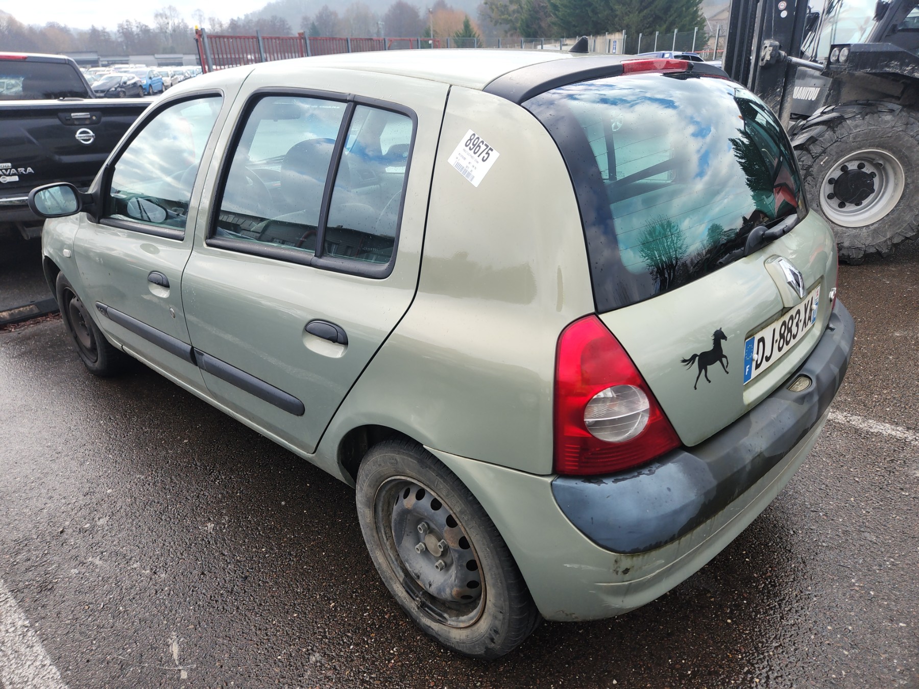 Pare choc arriere pour RENAULT CLIO 2 PHASE 2 Pare choc arriere pour RENAULT CLIO 2 PHASE 2