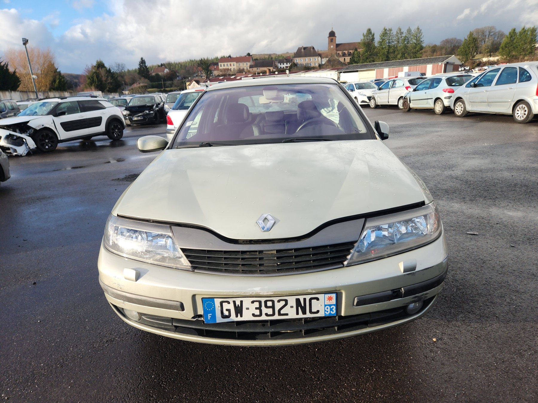 Optique avant principal droit (feux)(phare) pour RENAULT LAGUNA 2 PHASE 1 BREAK Optique avant principal droit (feux)(phare) pour RENAULT LAGUNA 2 PHASE 1 BREAK