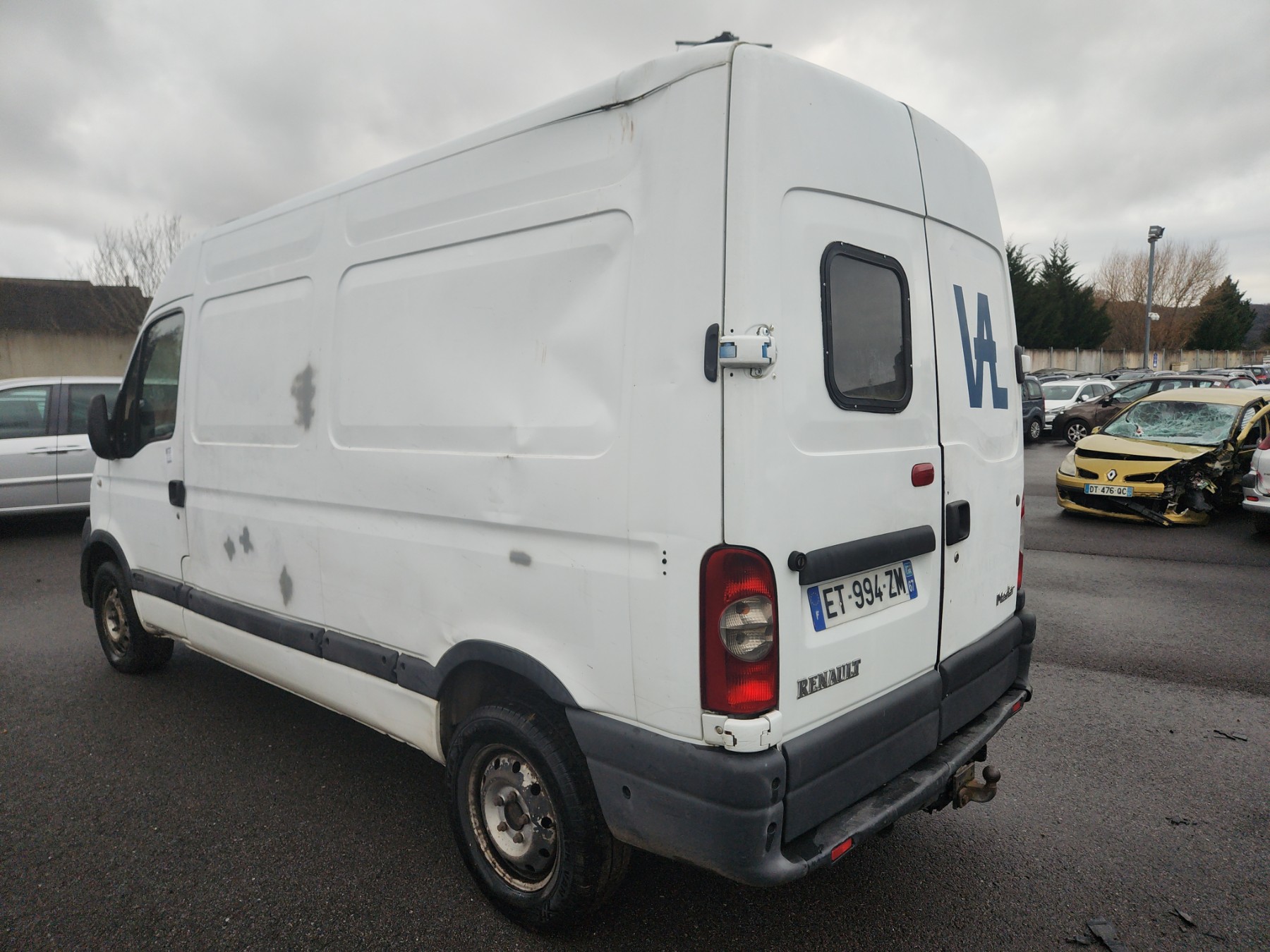 Aile avant gauche pour RENAULT MASCOTT Aile avant gauche pour RENAULT MASCOTT