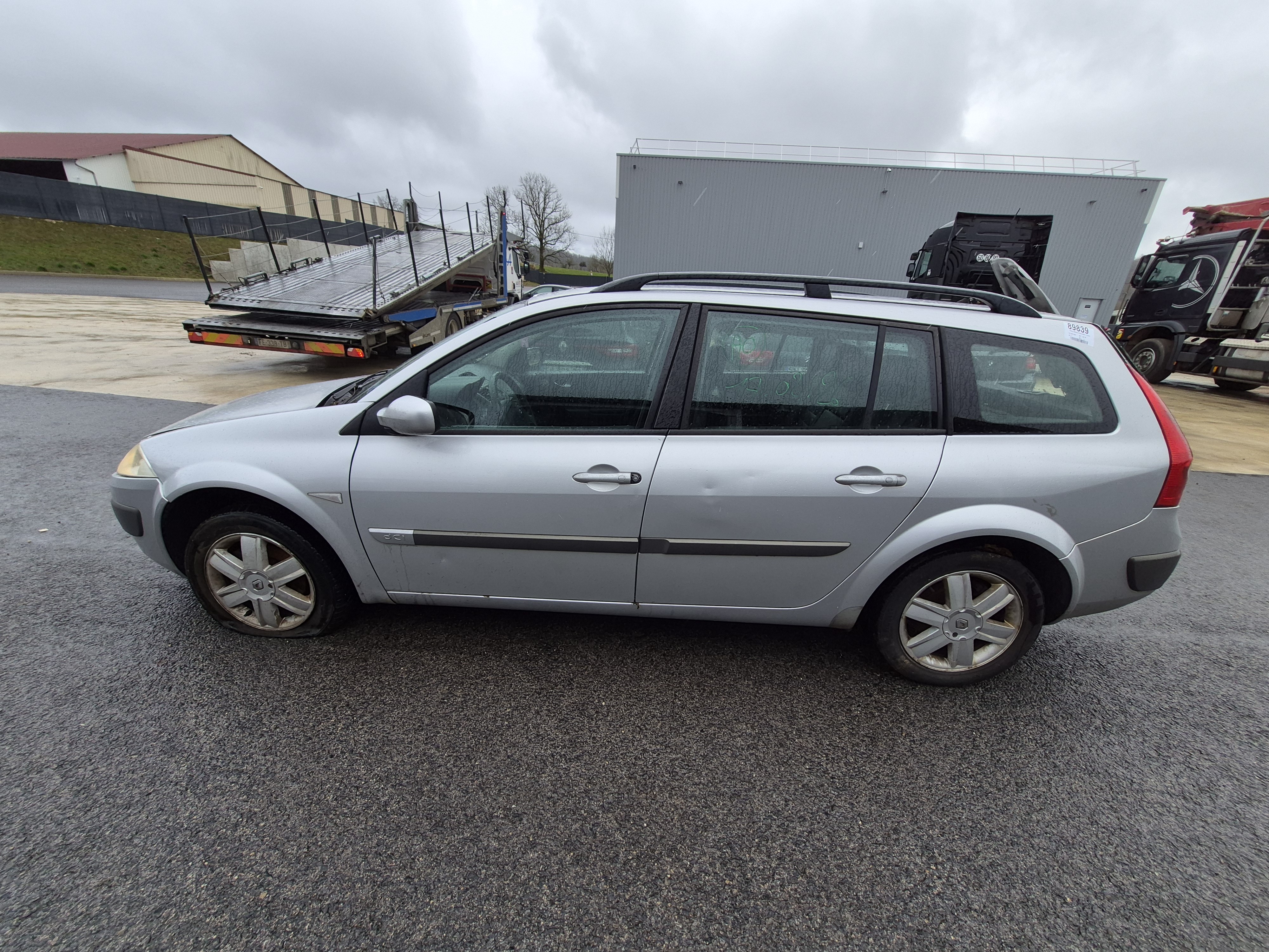 Retroviseur gauche pour RENAULT MEGANE 2 PHASE 2 BREAK Retroviseur gauche pour RENAULT MEGANE 2 PHASE 2 BREAK