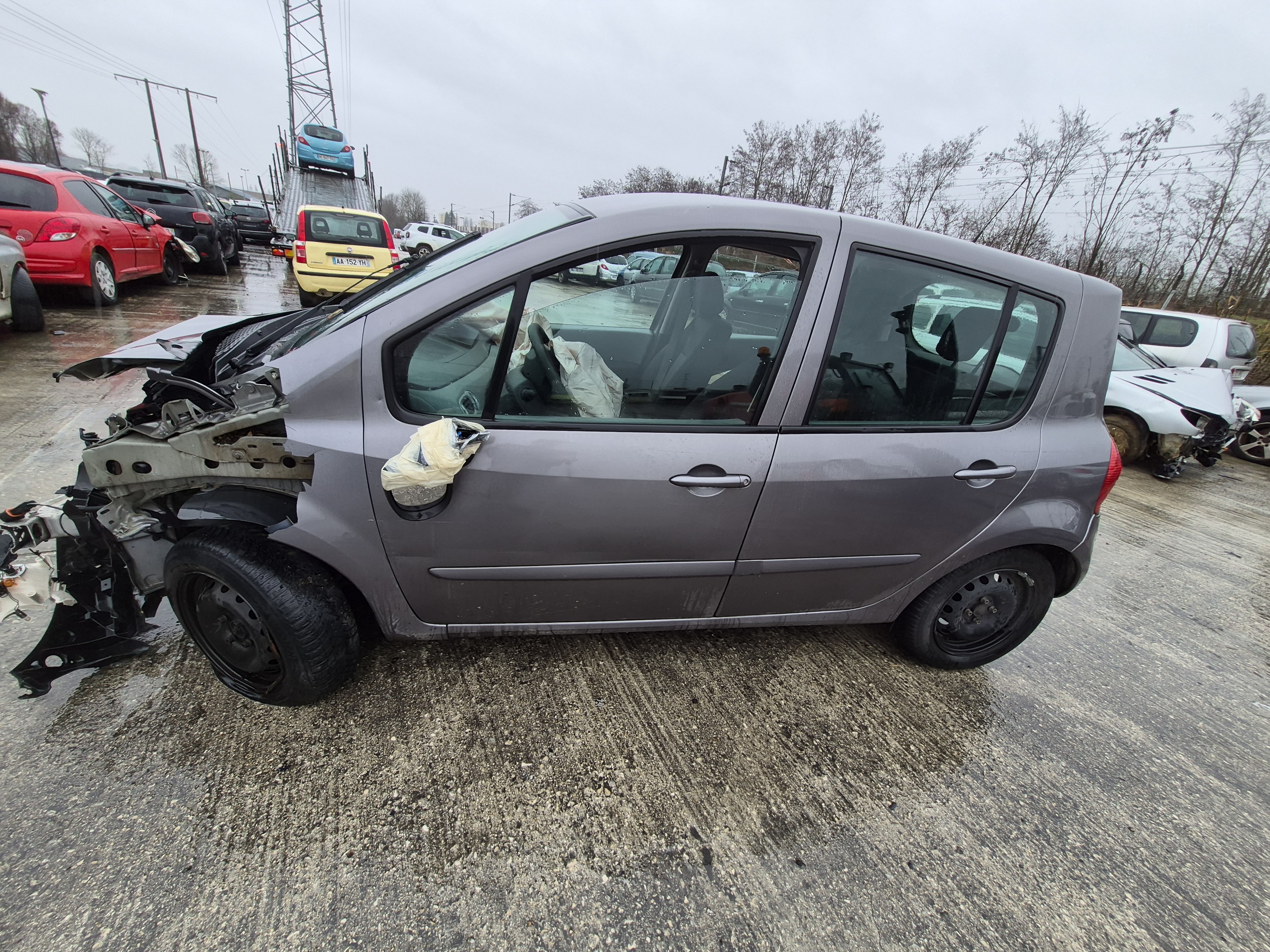 Feu arriere principal droit (feux) pour RENAULT MODUS PHASE 2 Feu arriere principal droit (feux) pour RENAULT MODUS PHASE 2