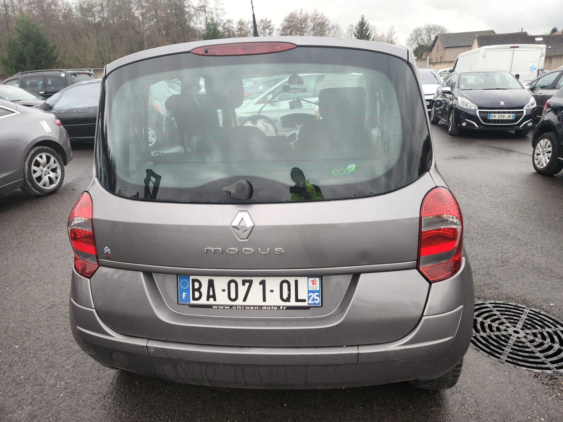 Feu arriere principal droit (feux) pour RENAULT MODUS PHASE 2 Feu arriere principal droit (feux) pour RENAULT MODUS PHASE 2