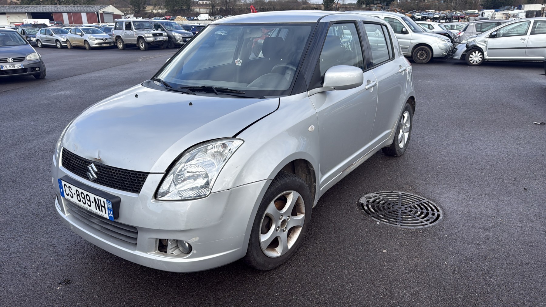 Cardan gauche (transmission) pour SUZUKI SWIFT 3 Cardan gauche (transmission) pour SUZUKI SWIFT 3