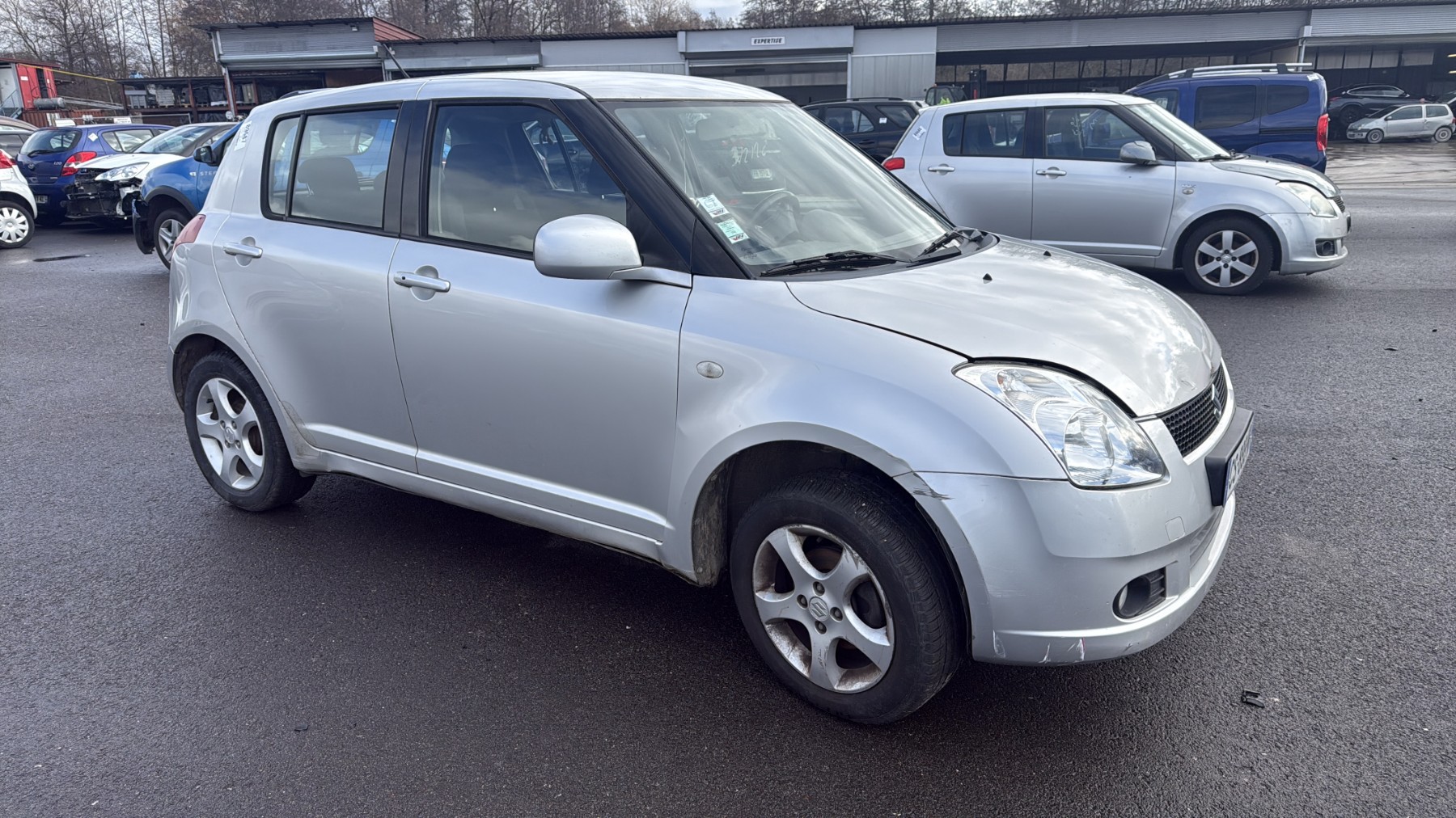 Cardan gauche (transmission) pour SUZUKI SWIFT 3 Cardan gauche (transmission) pour SUZUKI SWIFT 3