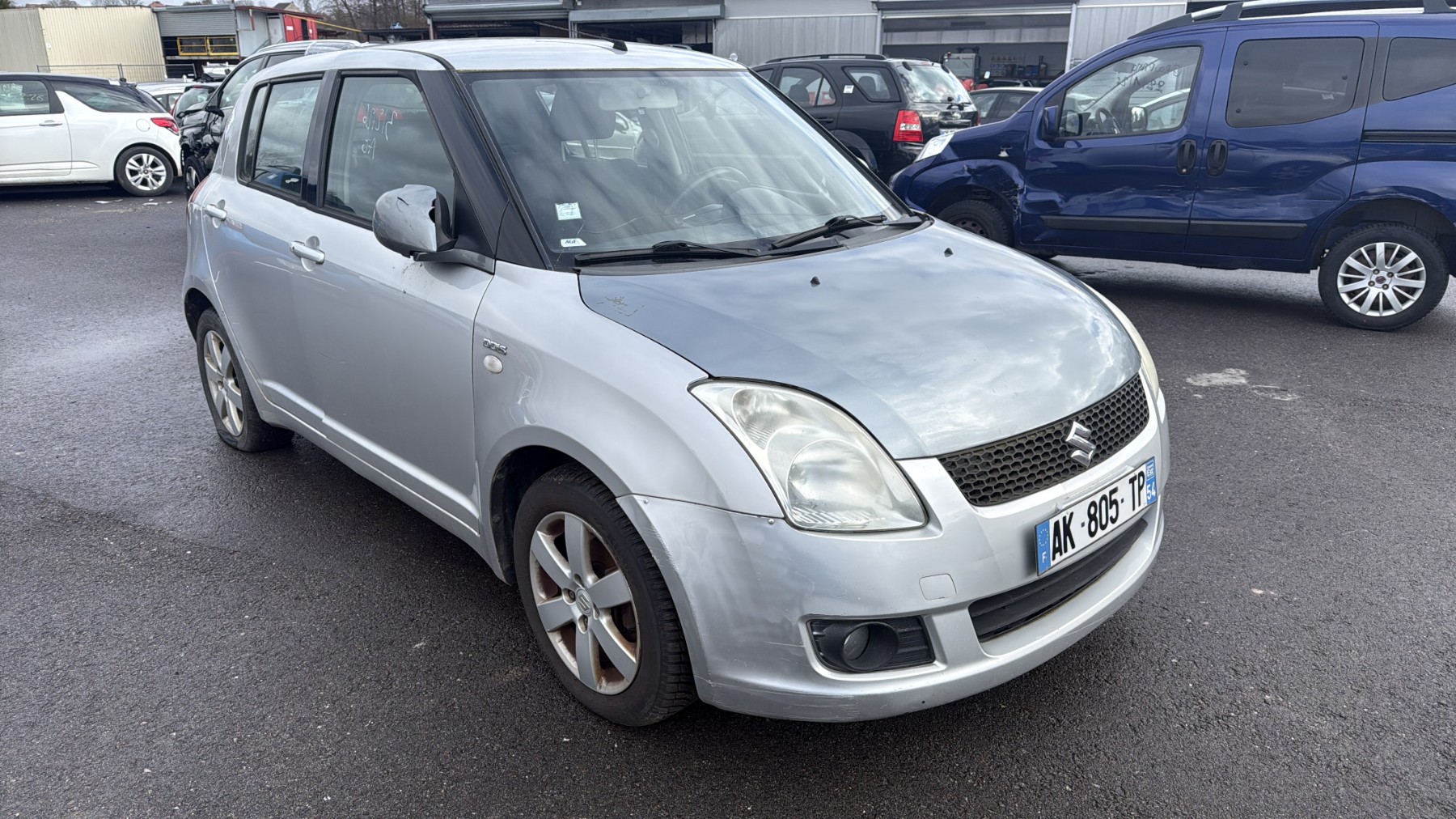 Jante pour SUZUKI SWIFT III Jante pour SUZUKI SWIFT III