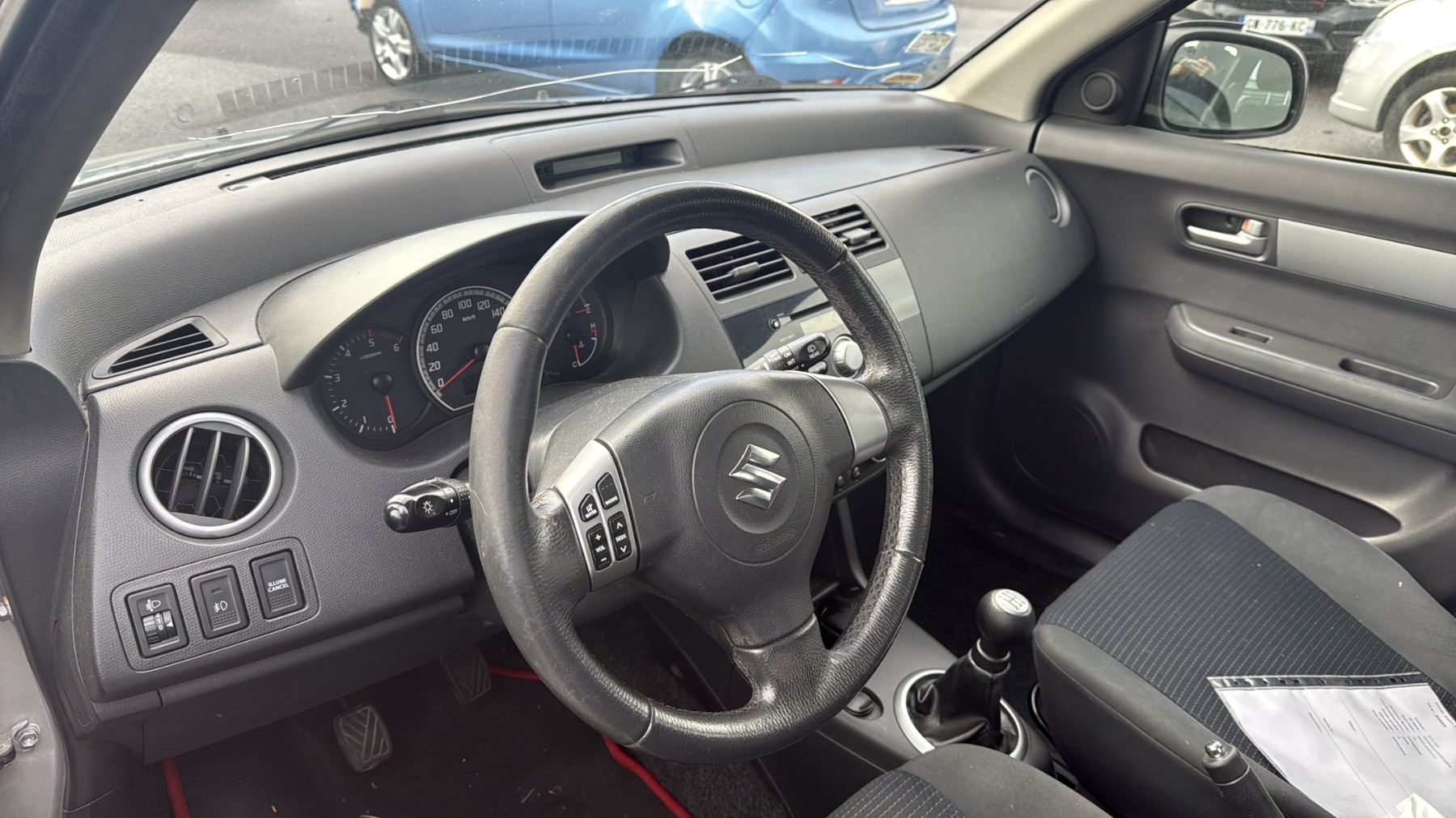 Jante pour SUZUKI SWIFT III Jante pour SUZUKI SWIFT III
