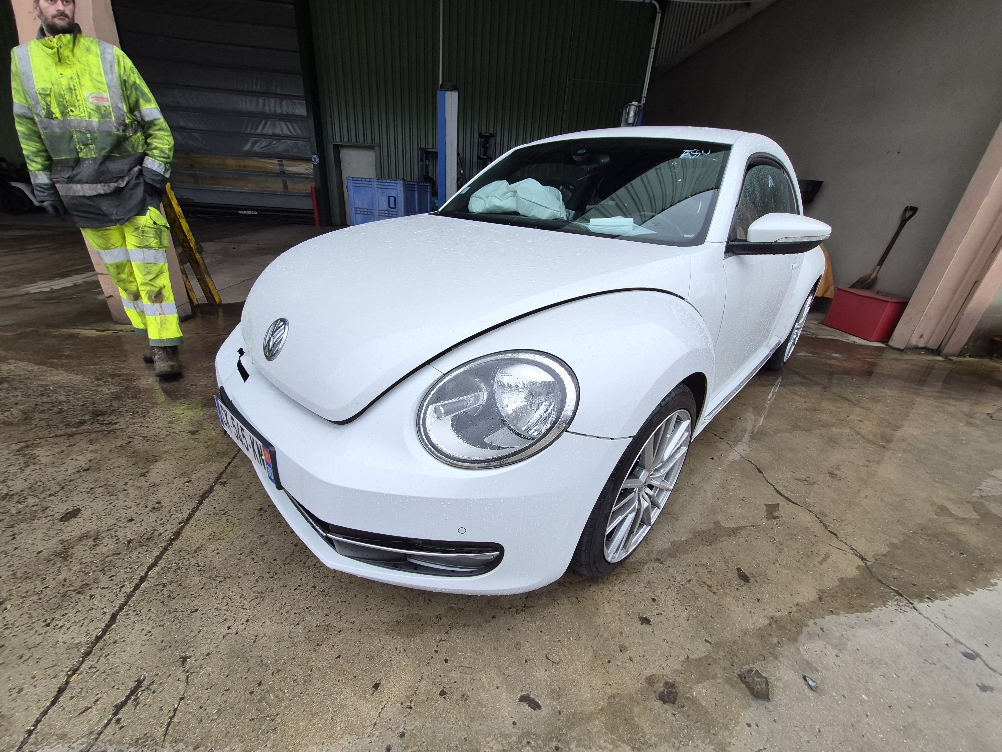 Appui tete avant pour VOLKSWAGEN BEETLE 2 PHASE 1 Appui tete avant pour VOLKSWAGEN BEETLE 2 PHASE 1