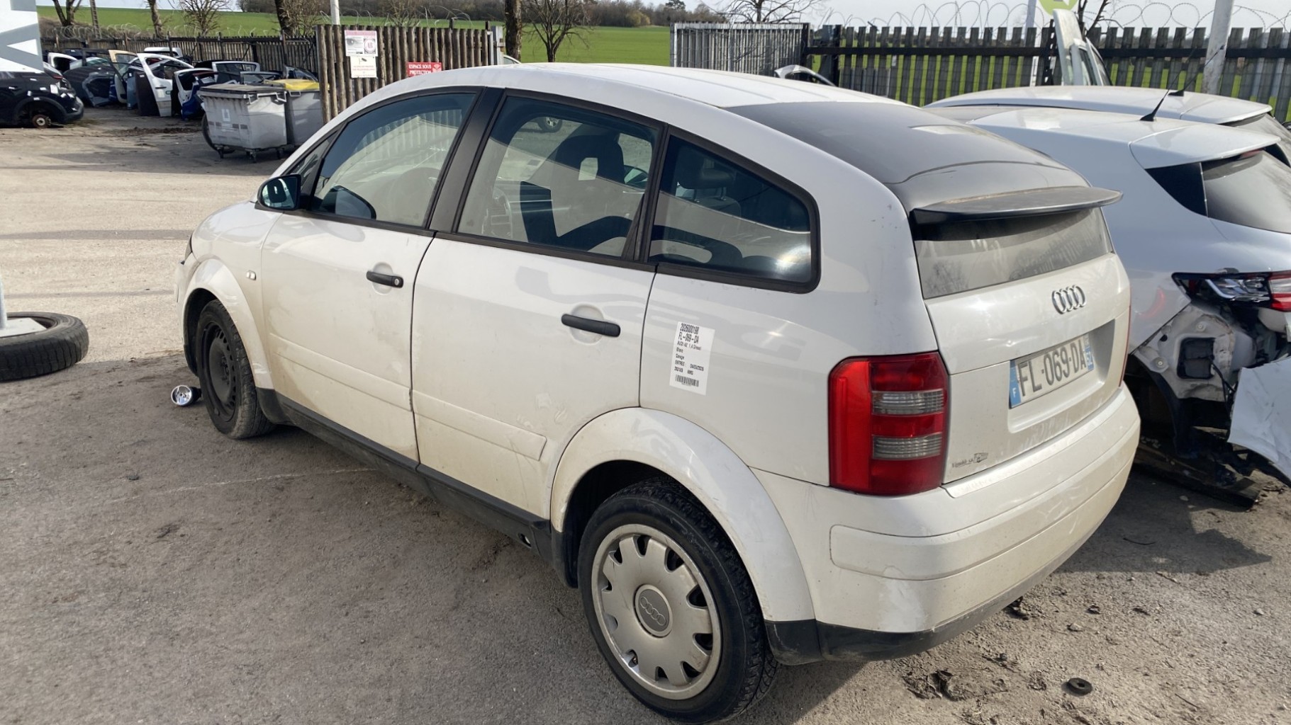 Pare choc arriere pour AUDI A2 Pare choc arriere pour AUDI A2