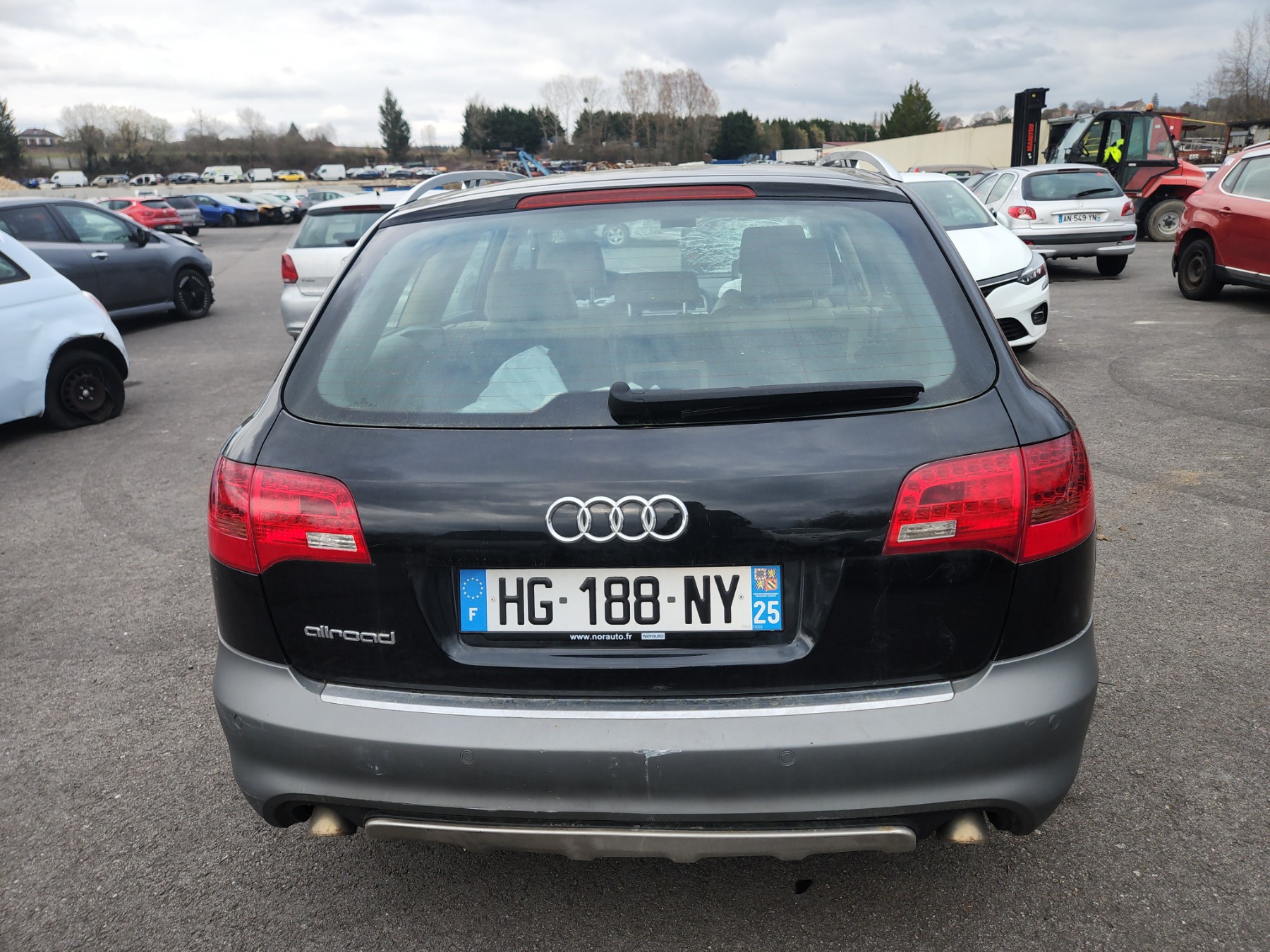 Pare choc arriere pour AUDI A6 3 ALLROAD PHASE 1 BREAK Pare choc arriere pour AUDI A6 3 ALLROAD PHASE 1 BREAK