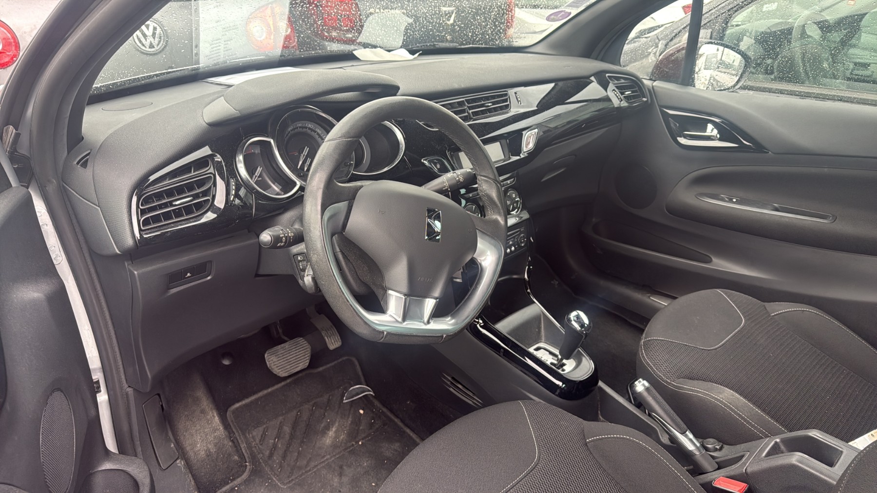 Boitier d'aide au stationnement pour CITROEN DS3 PHASE 1 Boitier d'aide au stationnement pour CITROEN DS3 PHASE 1