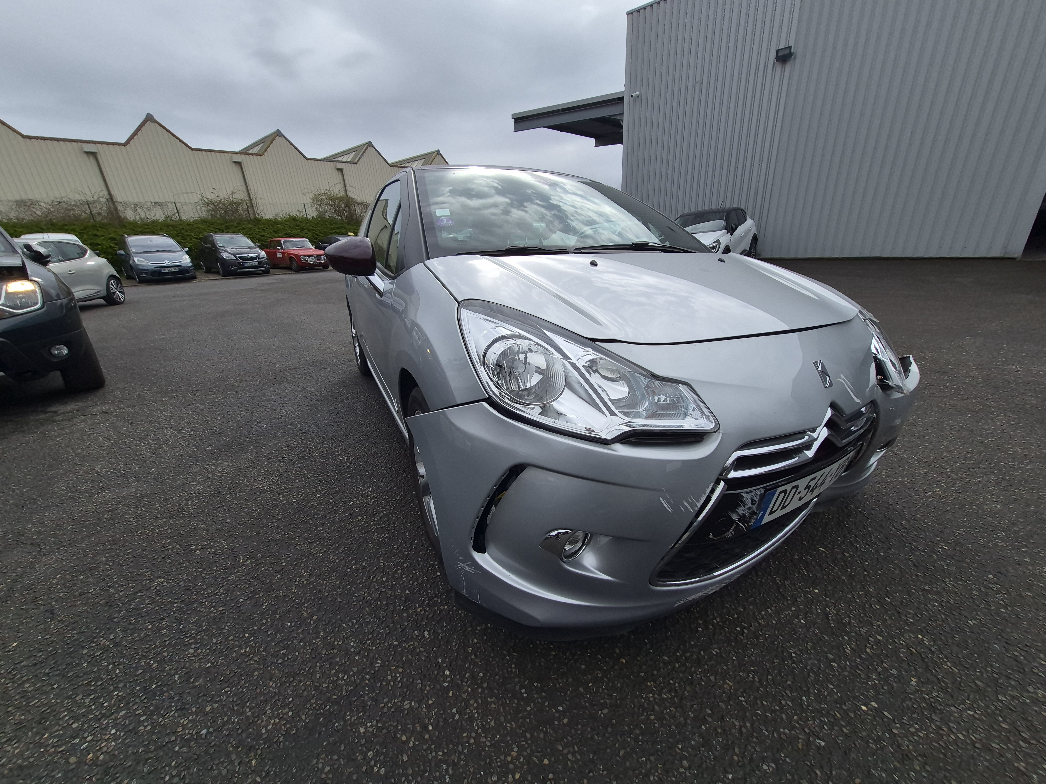 Boitier d'aide au stationnement pour CITROEN DS3 PHASE 1 Boitier d'aide au stationnement pour CITROEN DS3 PHASE 1