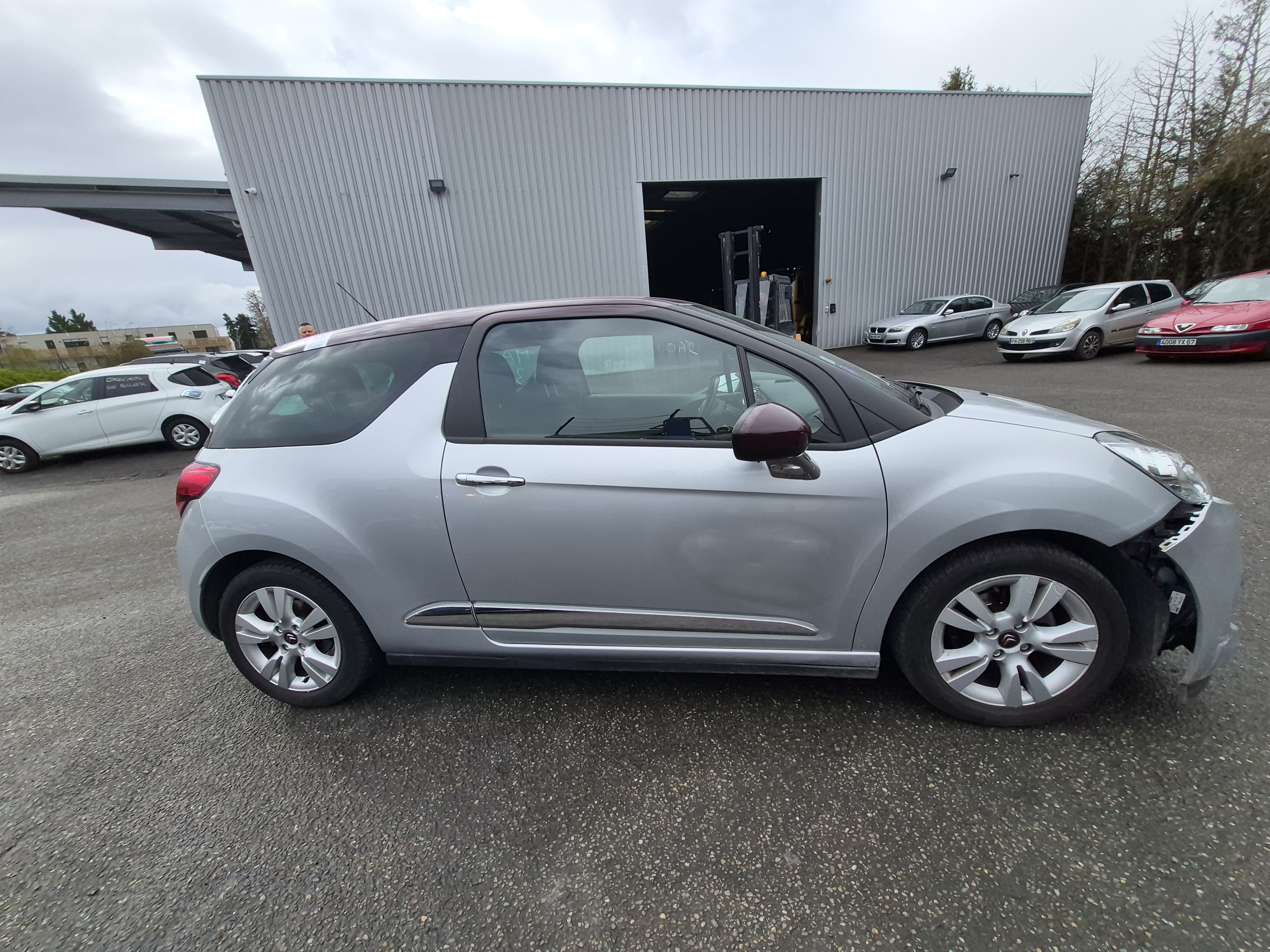 Boitier d'aide au stationnement pour CITROEN DS3 PHASE 1 Boitier d'aide au stationnement pour CITROEN DS3 PHASE 1