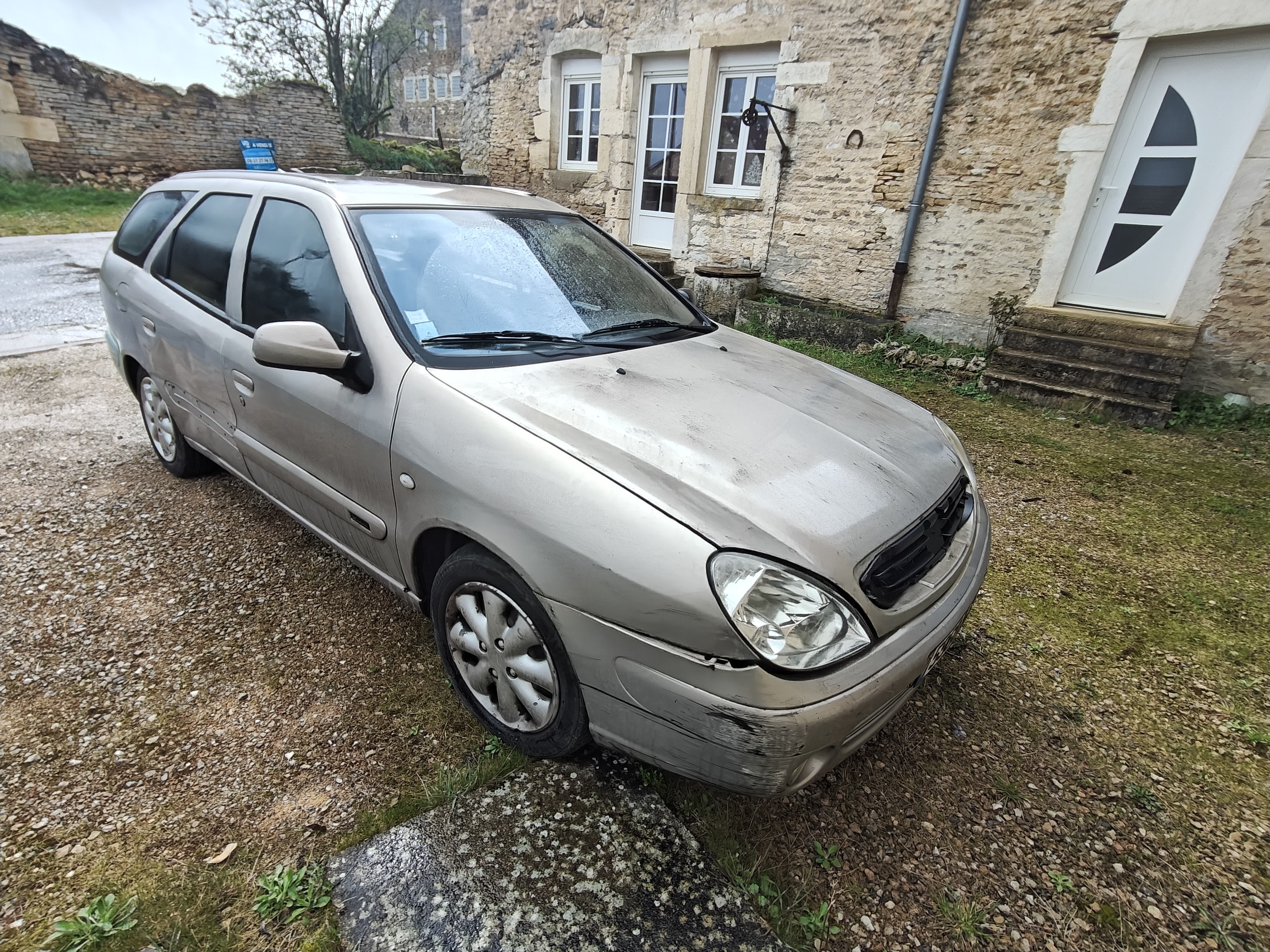 Pare choc arriere pour CITROEN XSARA PHASE 2 BREAK Pare choc arriere pour CITROEN XSARA PHASE 2 BREAK