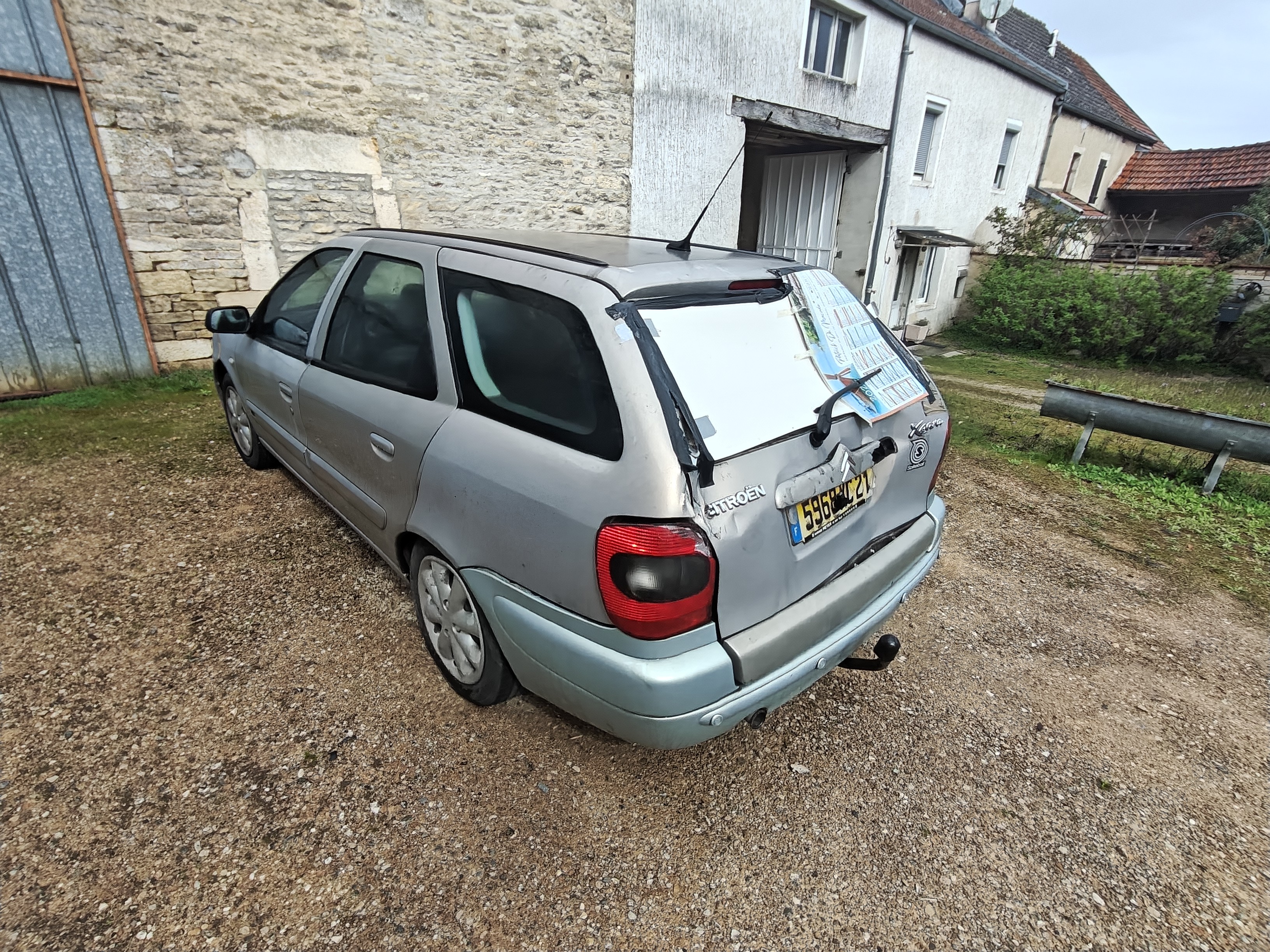 Pare choc arriere pour CITROEN XSARA PHASE 2 BREAK Pare choc arriere pour CITROEN XSARA PHASE 2 BREAK