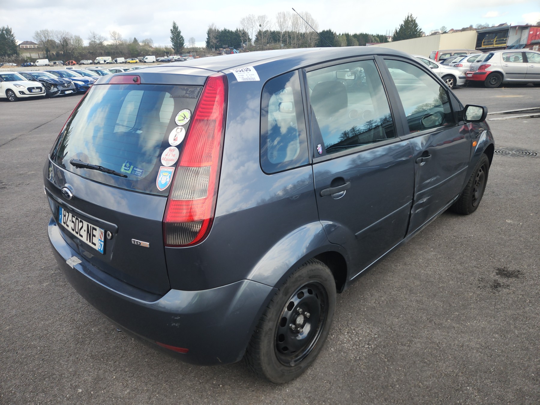 Pare choc avant pour FORD FIESTA 5 PHASE 1 Pare choc avant pour FORD FIESTA 5 PHASE 1