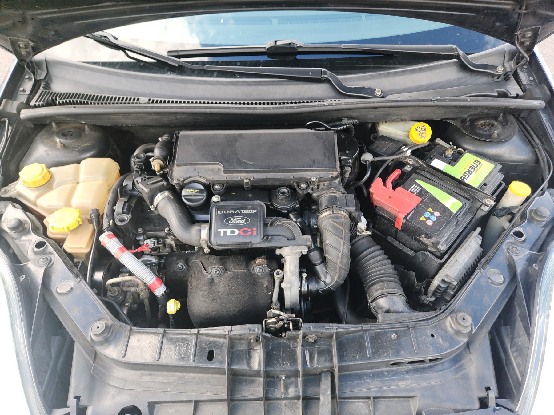 Pare choc avant pour FORD FIESTA 5 PHASE 1 Pare choc avant pour FORD FIESTA 5 PHASE 1