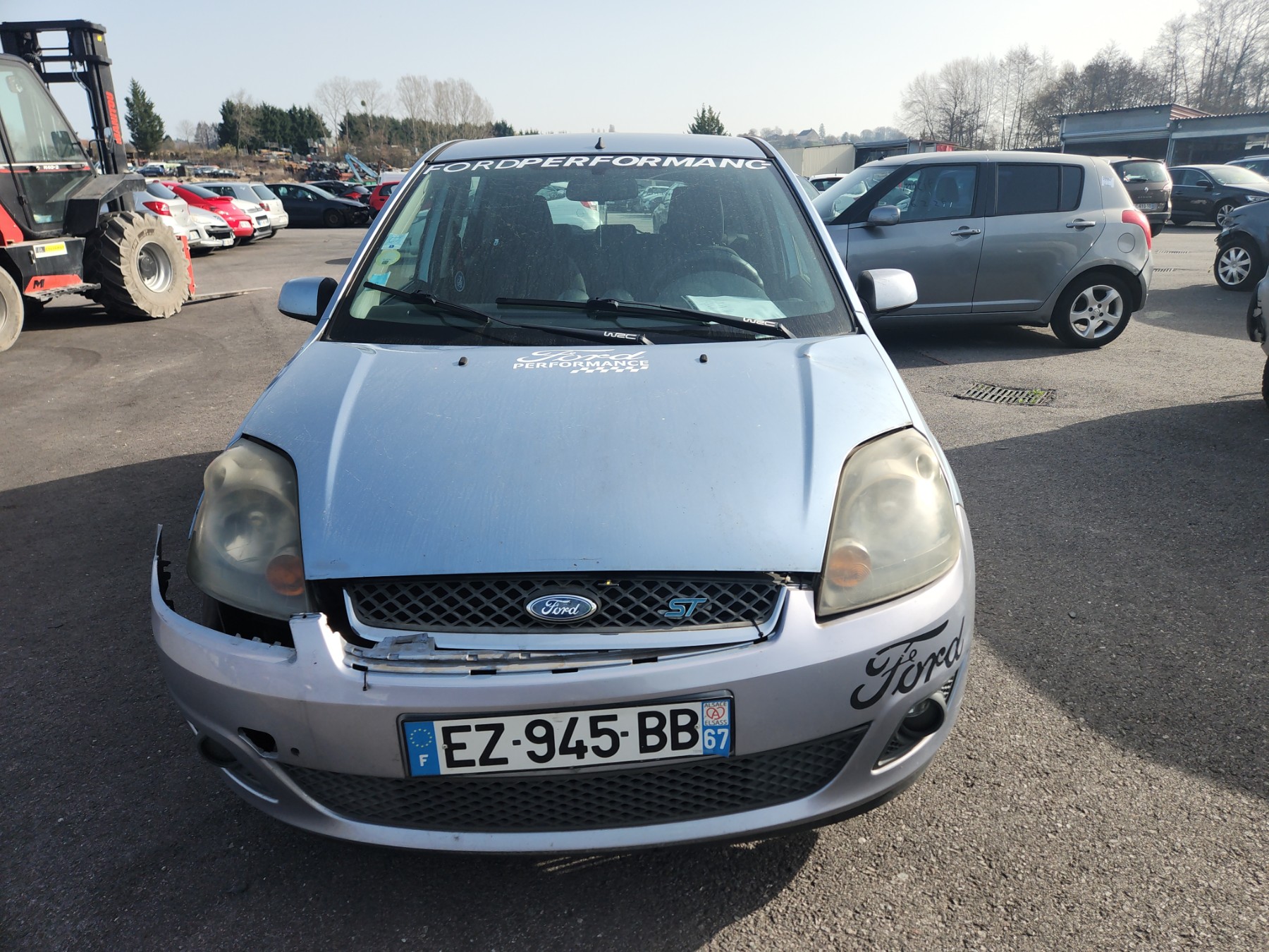 Pare choc arriere pour FORD FIESTA 5 PHASE 1 Pare choc arriere pour FORD FIESTA 5 PHASE 1