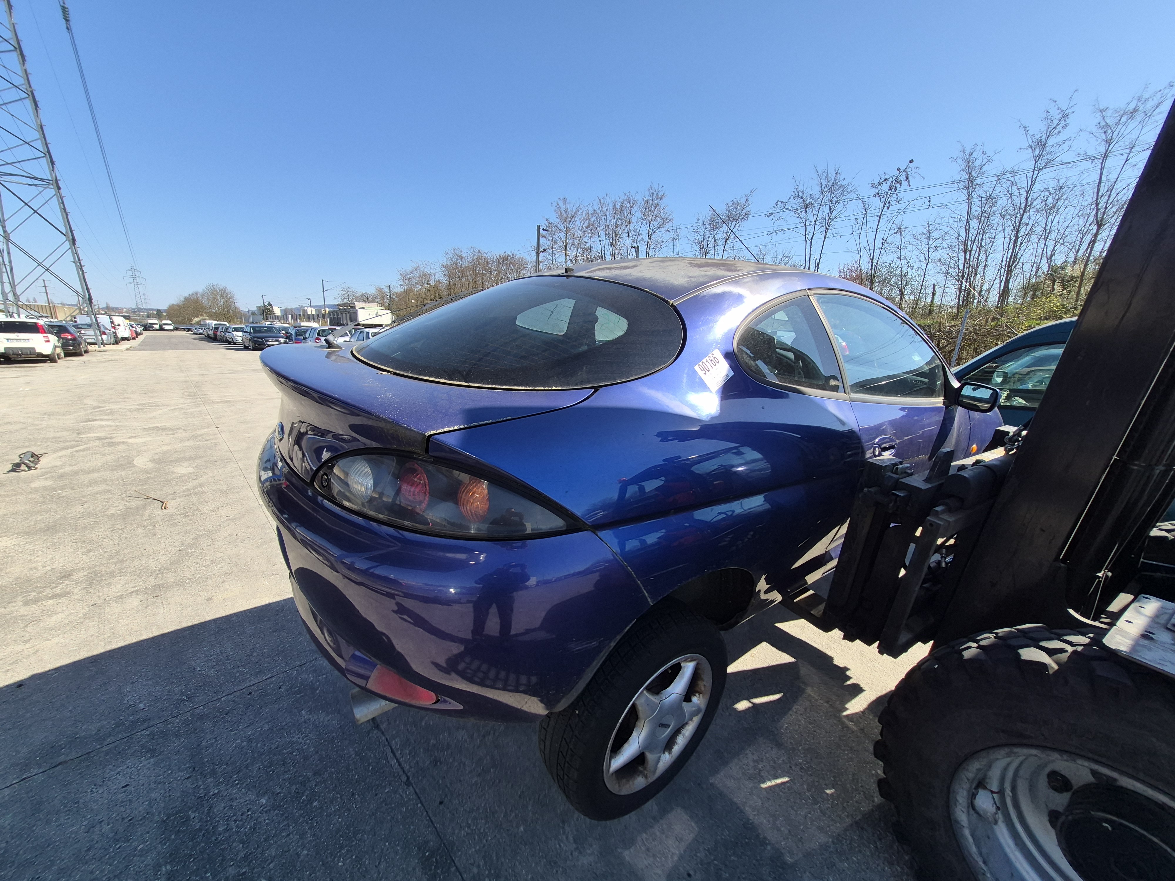 Feu arriere principal gauche (feux) pour FORD PUMA COUPE Feu arriere principal gauche (feux) pour FORD PUMA COUPE