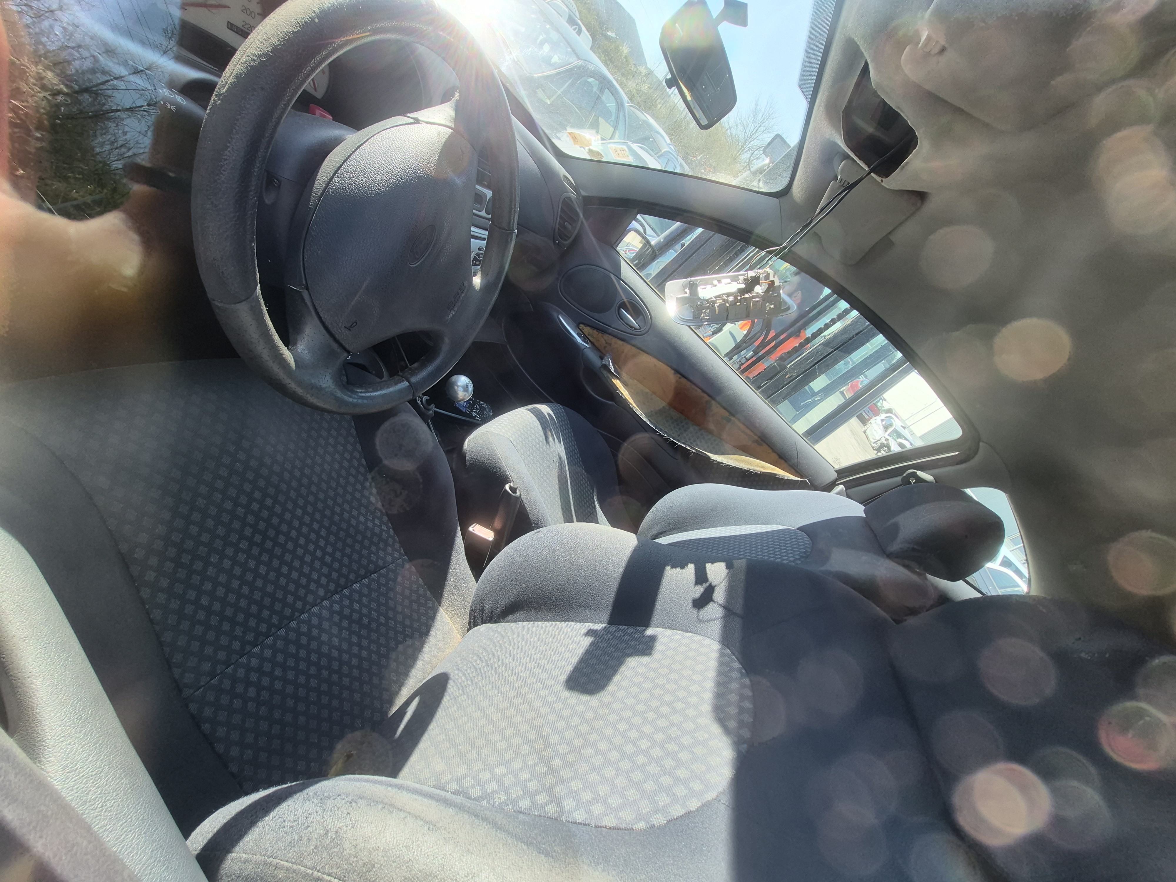 Feu arriere principal gauche (feux) pour FORD PUMA COUPE Feu arriere principal gauche (feux) pour FORD PUMA COUPE