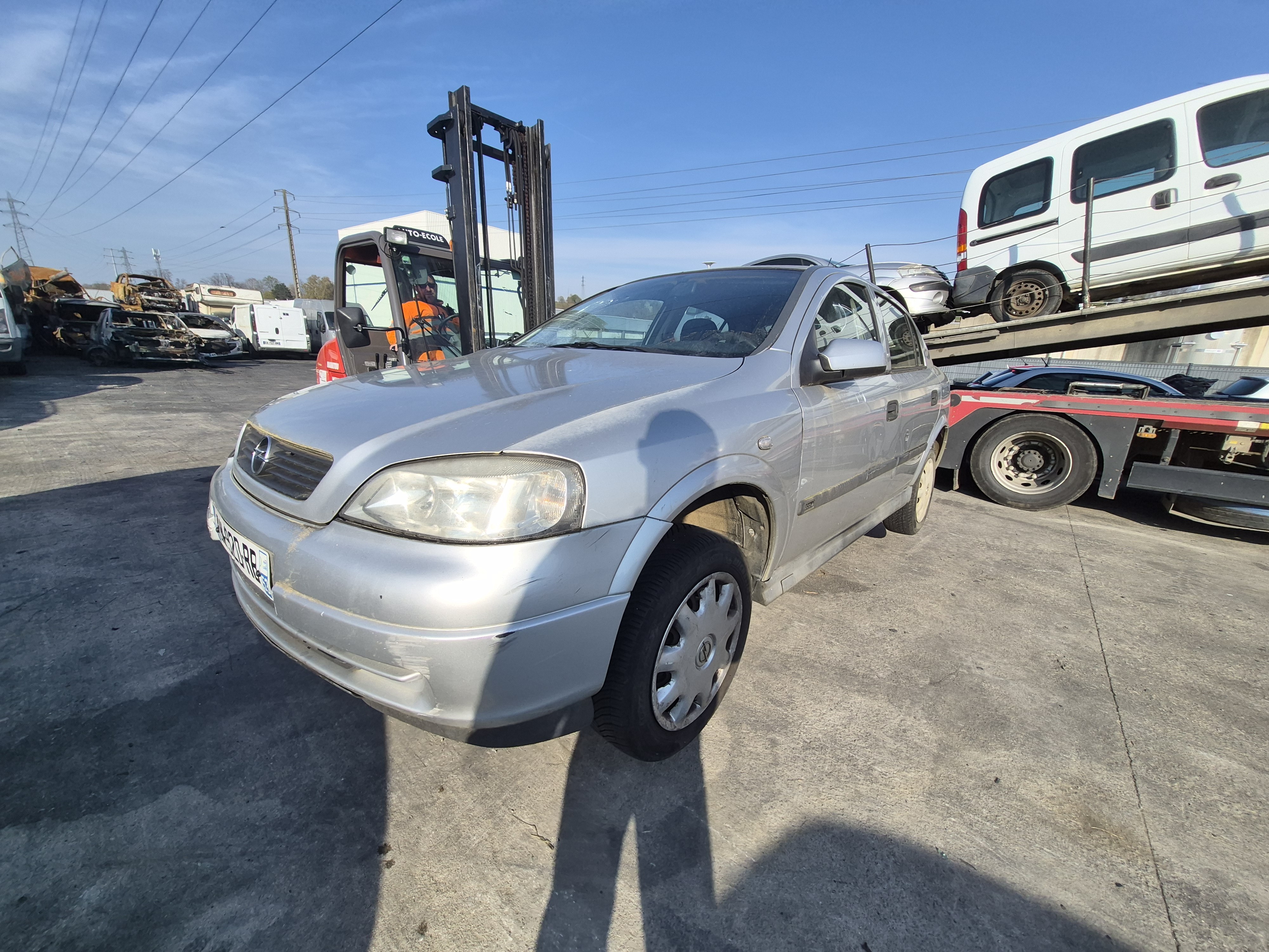 Aile avant gauche pour OPEL ASTRA G Aile avant gauche pour OPEL ASTRA G