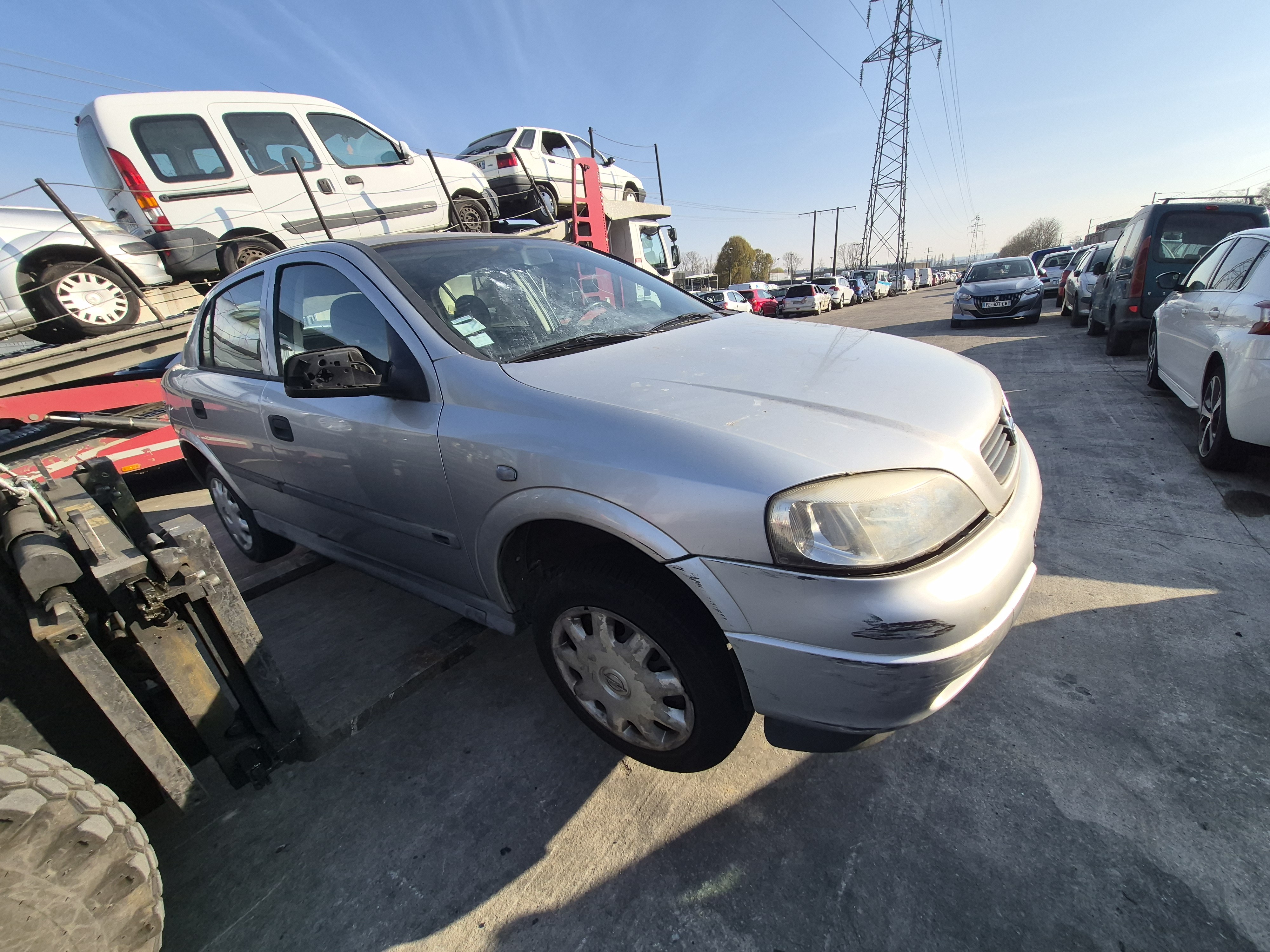 Aile avant gauche pour OPEL ASTRA G Aile avant gauche pour OPEL ASTRA G
