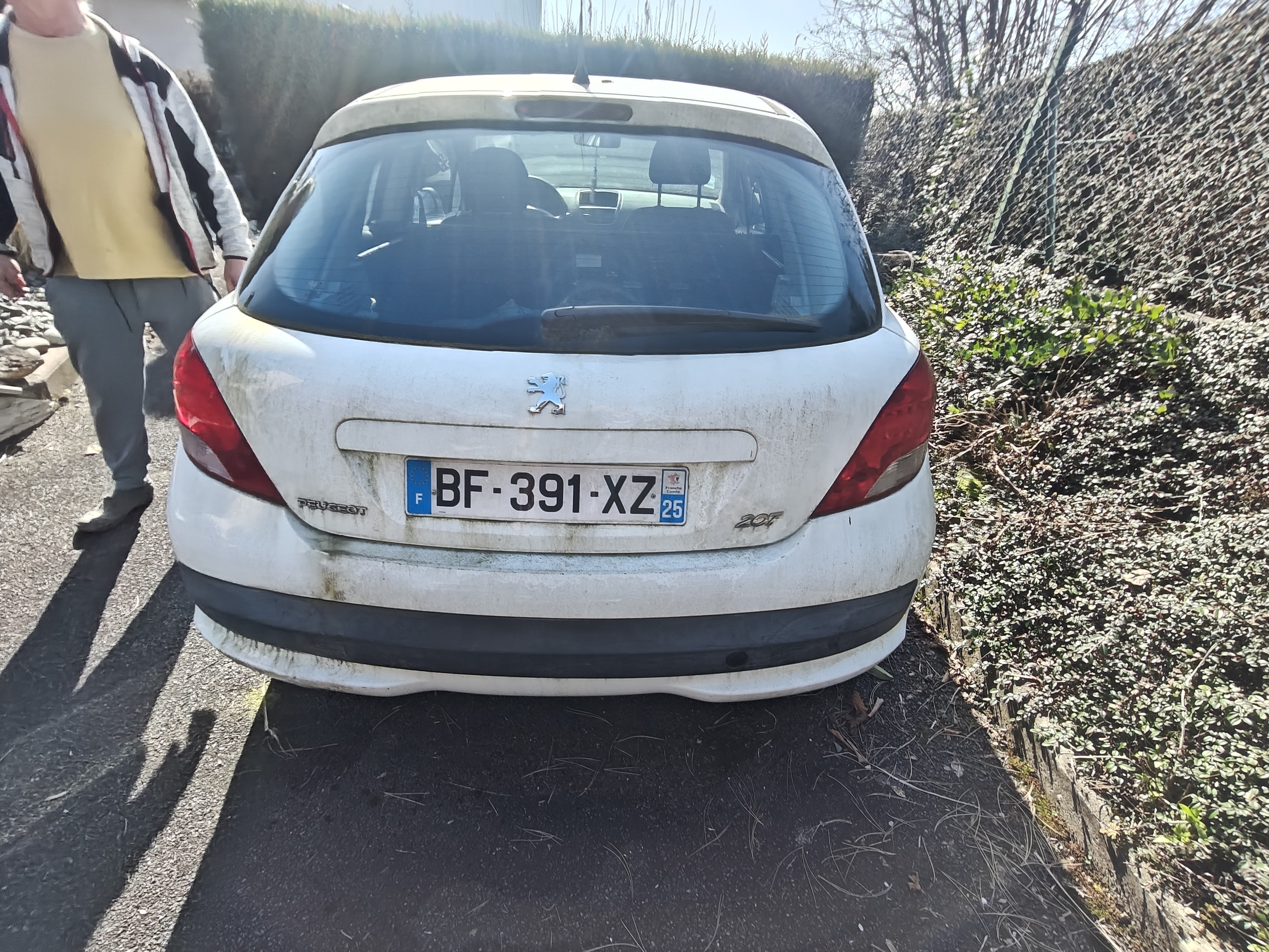 Retroviseur gauche pour PEUGEOT 207 PHASE 2 Retroviseur gauche pour PEUGEOT 207 PHASE 2