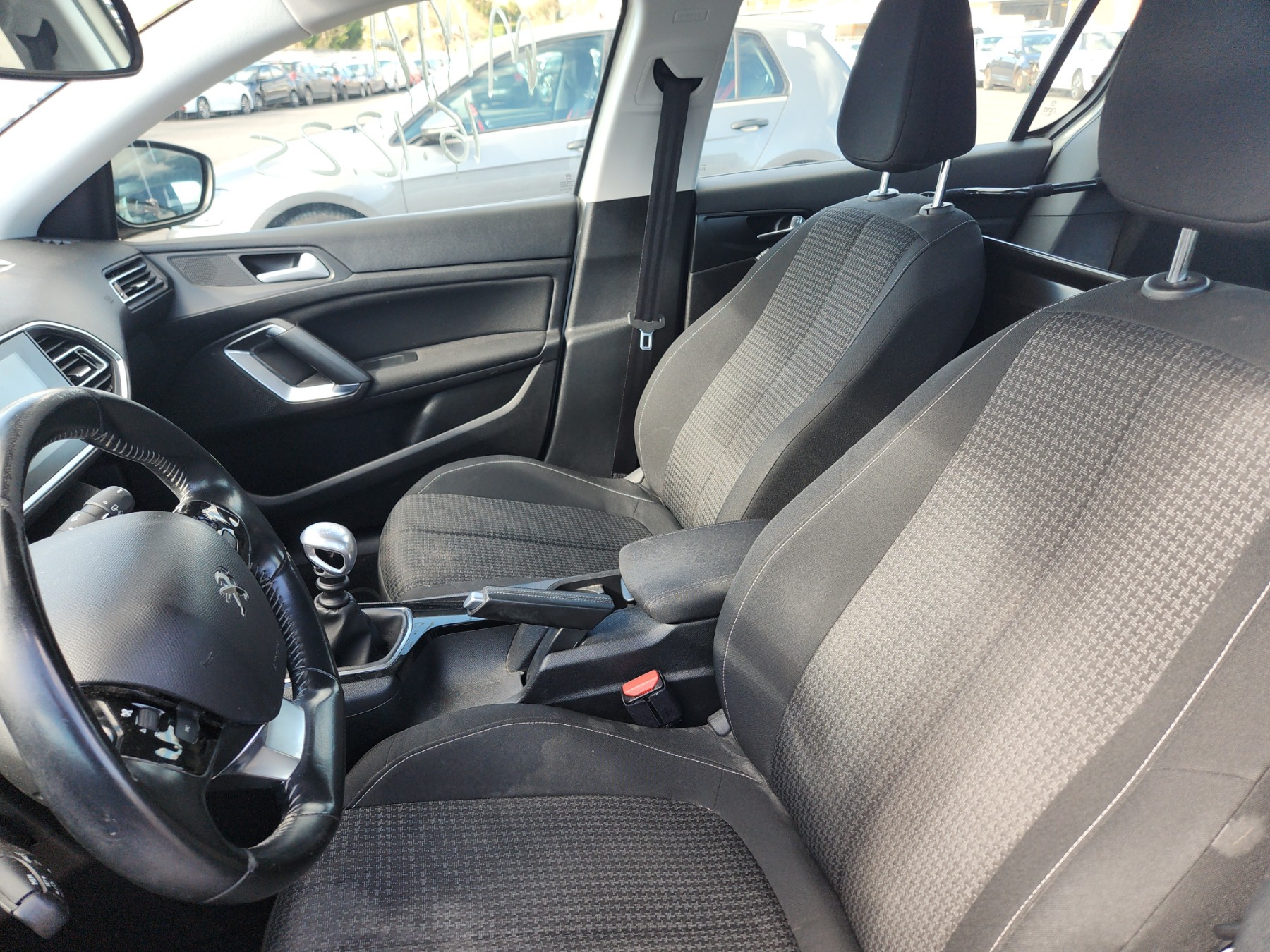 Réservoir AdBlue pour PEUGEOT 308 2 PHASE 2 Réservoir AdBlue pour PEUGEOT 308 2 PHASE 2