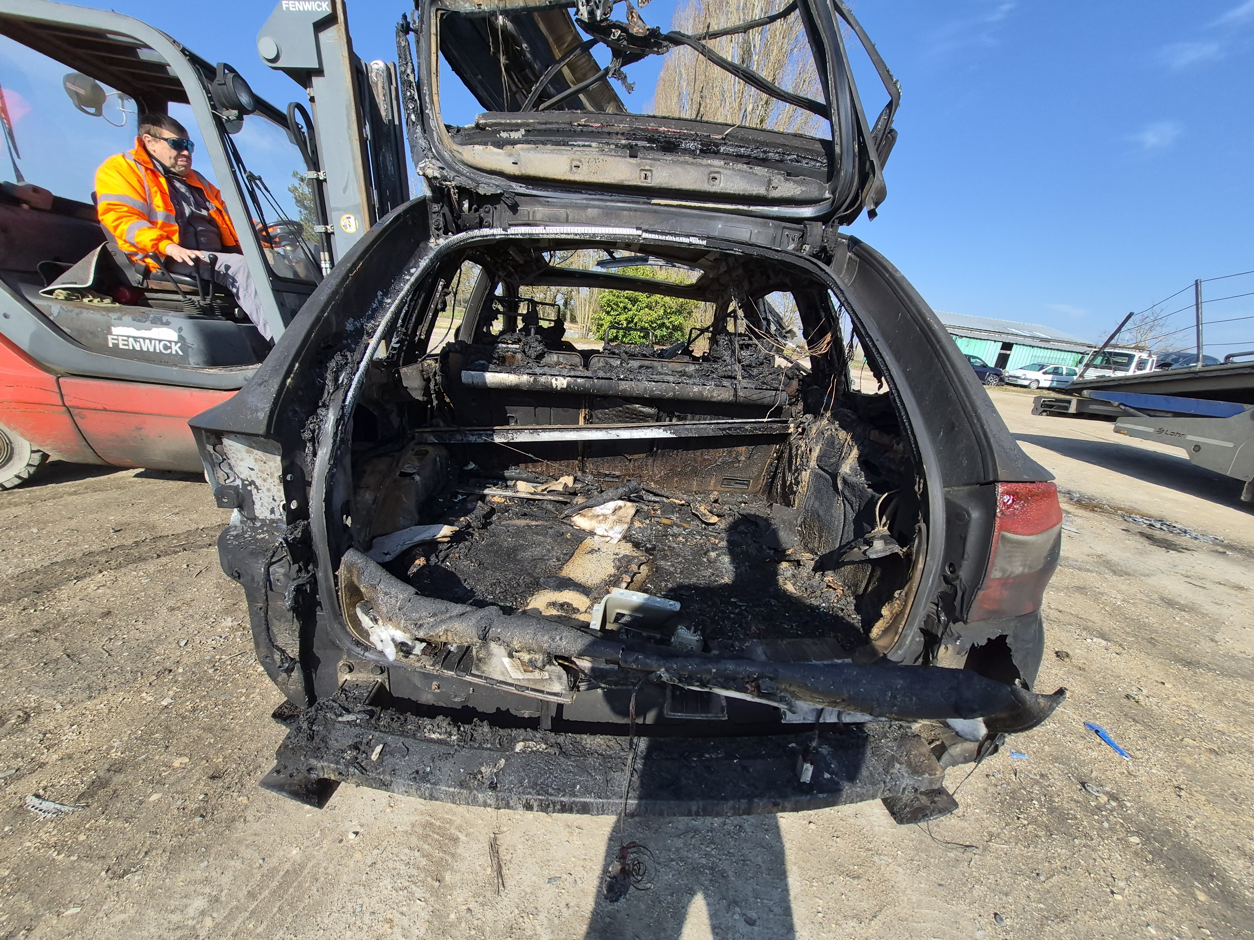 Etrier arriere gauche (freinage) pour PORSCHE CAYENNE 1 PHASE 1 Etrier arriere gauche (freinage) pour PORSCHE CAYENNE 1 PHASE 1