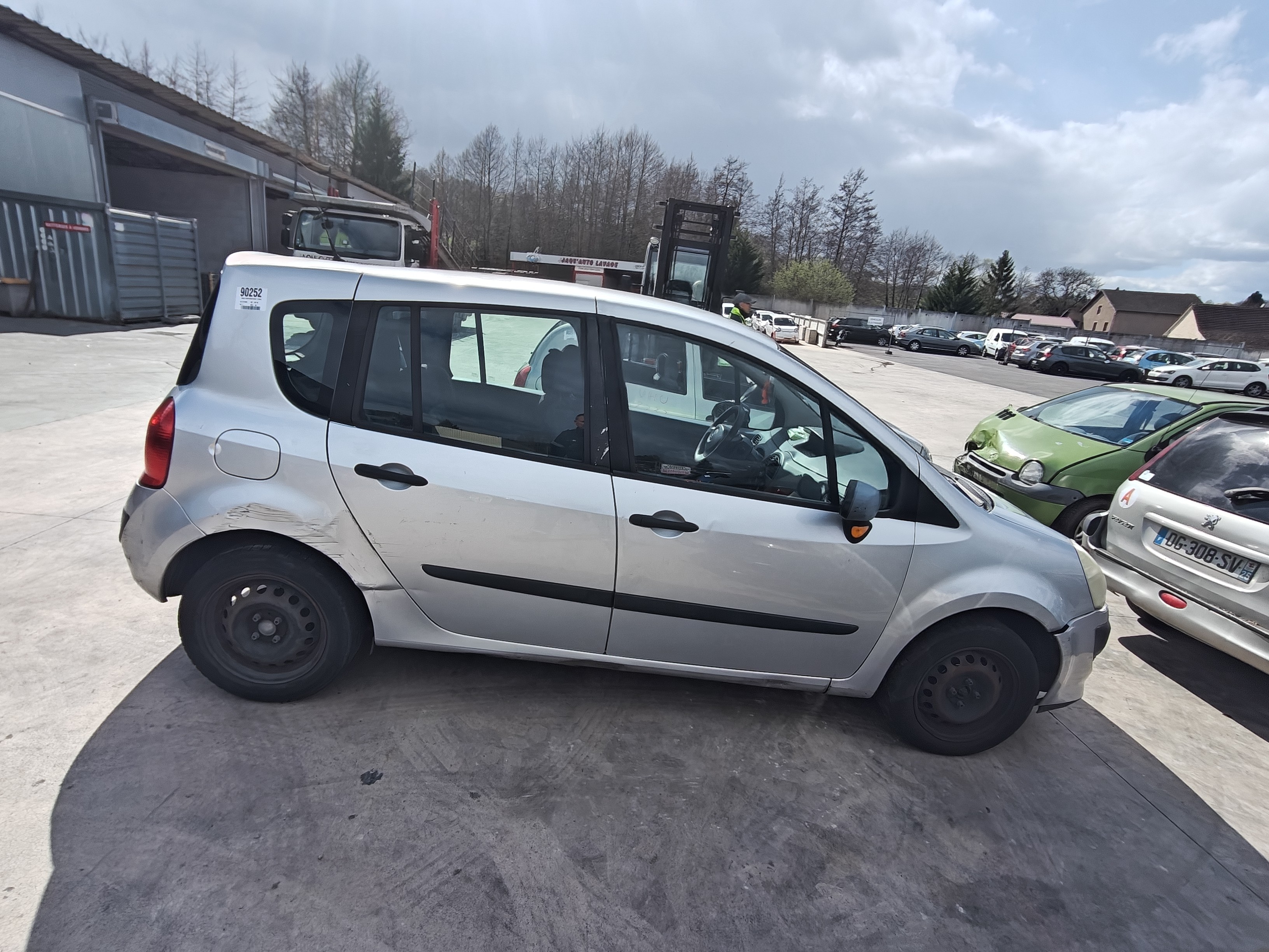 Feu arriere principal droit (feux) pour RENAULT GRAND MODUS PHASE 2 Feu arriere principal droit (feux) pour RENAULT GRAND MODUS PHASE 2