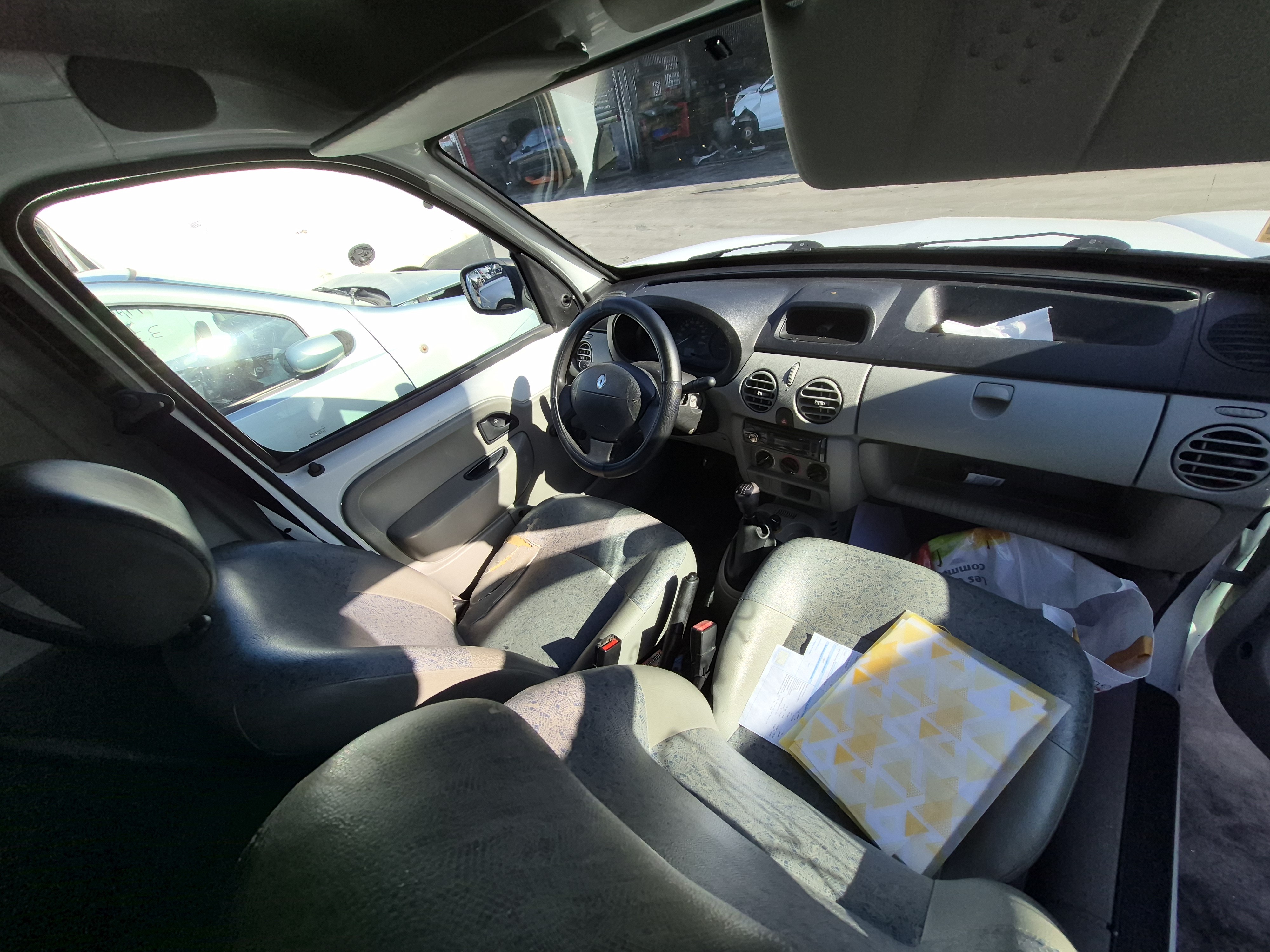 Triangle avant droit pour RENAULT KANGOO 1 PHASE 2 Triangle avant droit pour RENAULT KANGOO 1 PHASE 2