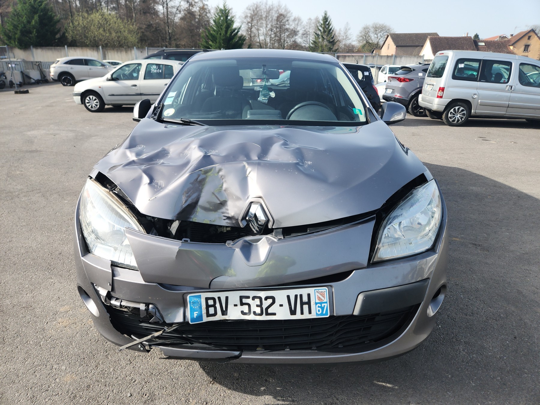 Pare choc arriere pour RENAULT MEGANE 3 PHASE 1 BREAK Pare choc arriere pour RENAULT MEGANE 3 PHASE 1 BREAK
