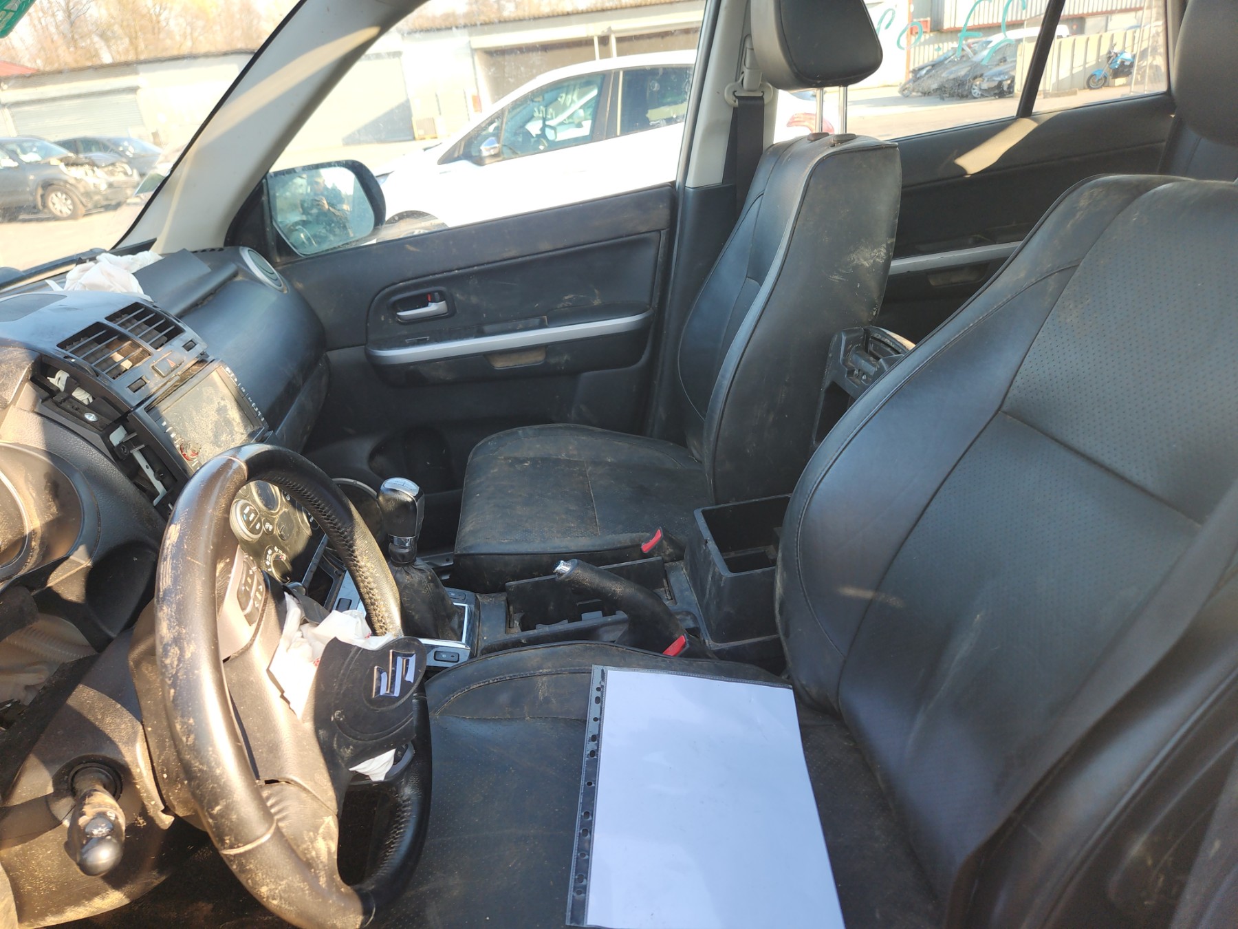 Feu arriere principal gauche (feux) pour SUZUKI GRAND VITARA 2 PHASE 2 Feu arriere principal gauche (feux) pour SUZUKI GRAND VITARA 2 PHASE 2