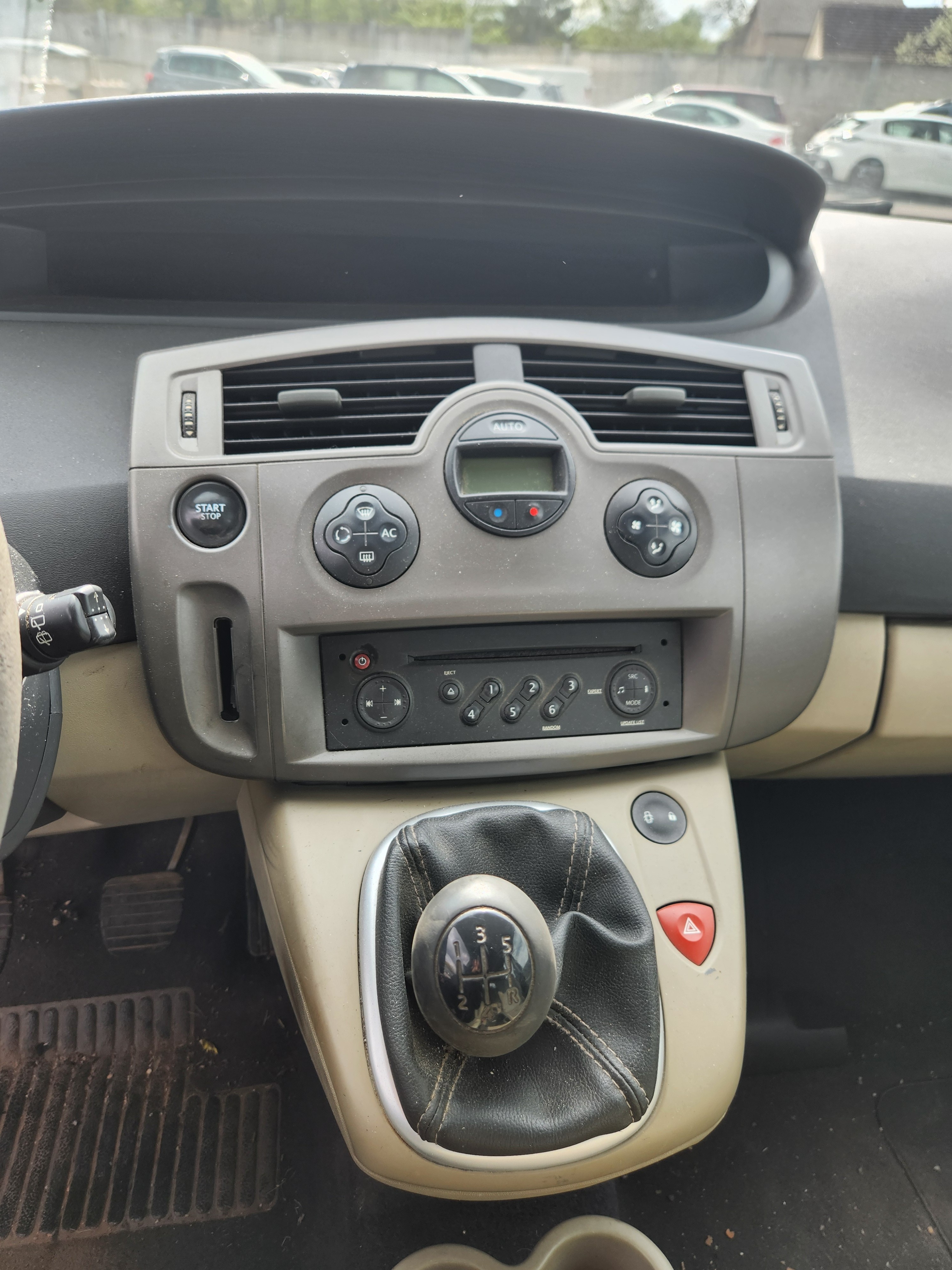Enjoliveur pour RENAULT SCENIC 2 PHASE 2 Enjoliveur pour RENAULT SCENIC 2 PHASE 2