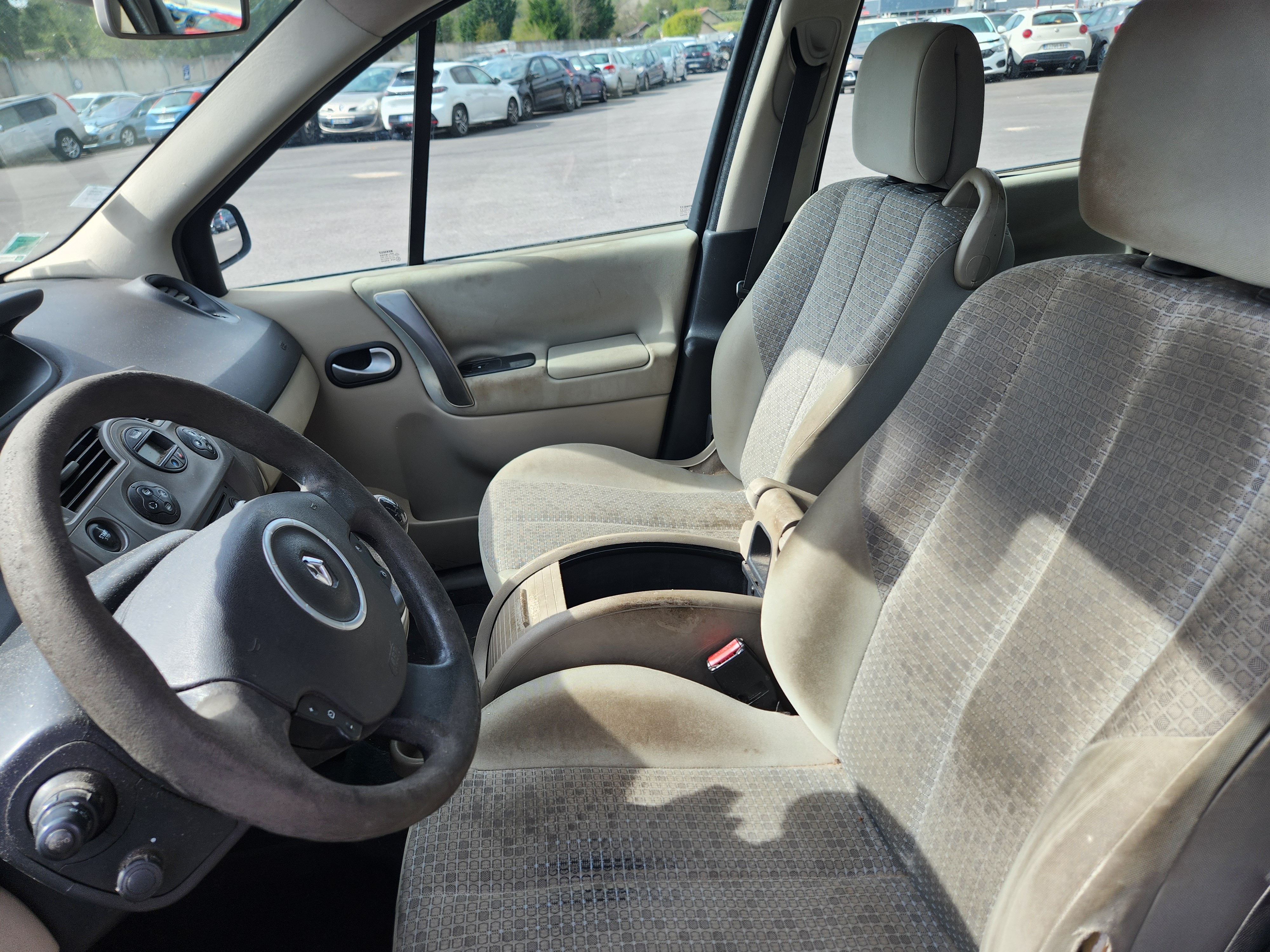 Enjoliveur pour RENAULT SCENIC 2 PHASE 2 Enjoliveur pour RENAULT SCENIC 2 PHASE 2