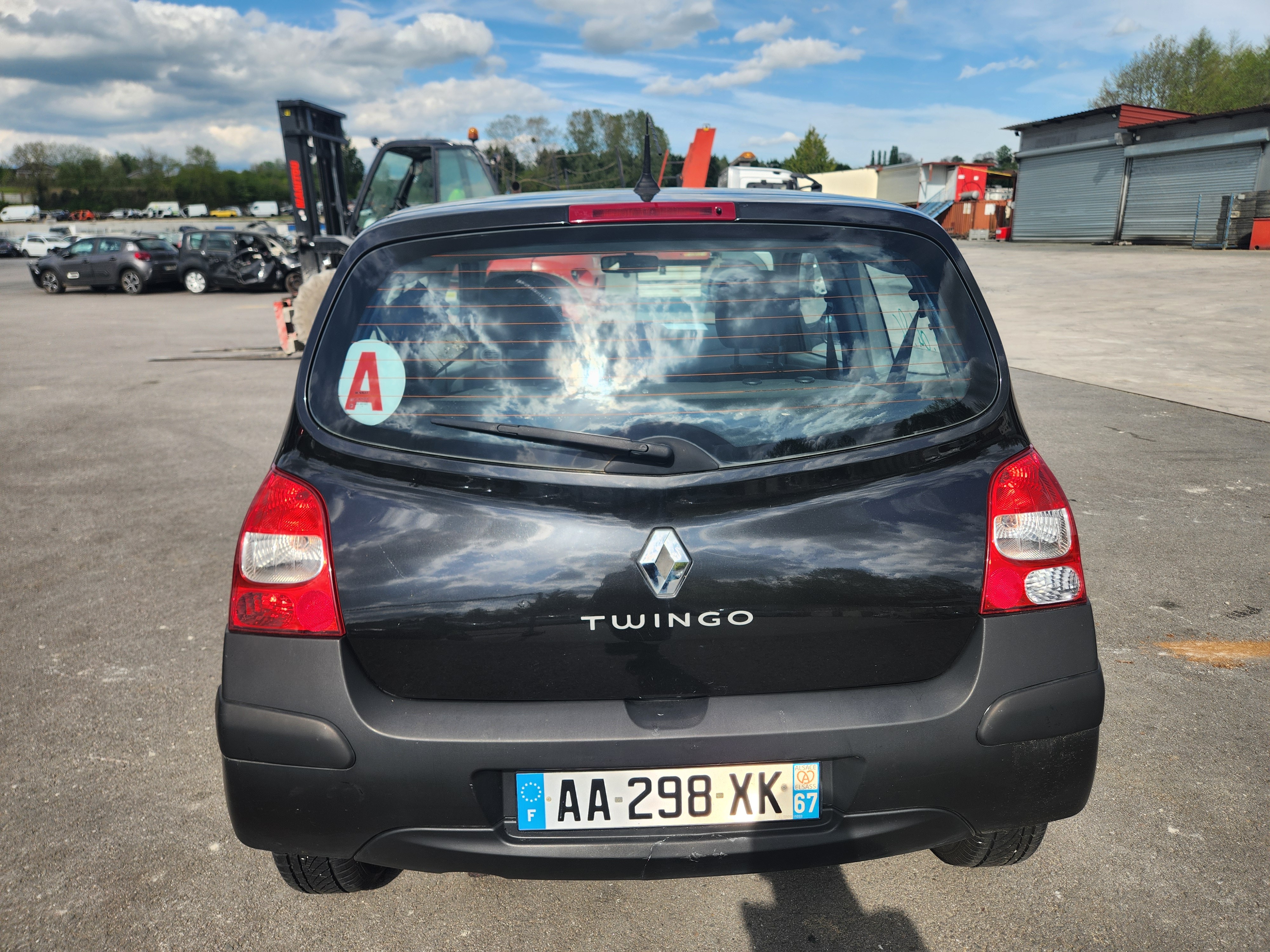 Pivot de moyeu avant droit pour RENAULT TWINGO 2 PHASE 1 Pivot de moyeu avant droit pour RENAULT TWINGO 2 PHASE 1